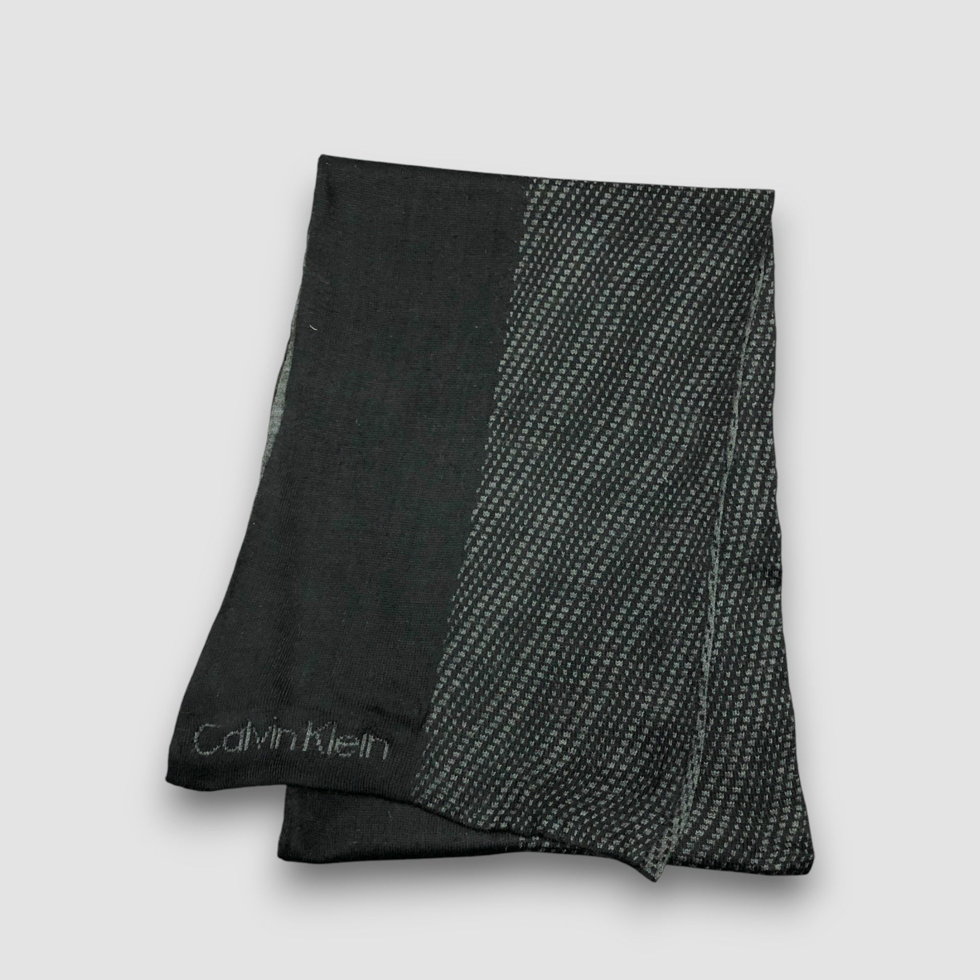 Calvin Klein Vintage Calvin Klein Scarf Ribbed Knit Wool Winter Scarves Size ONE SIZE - 4 Thumbnail