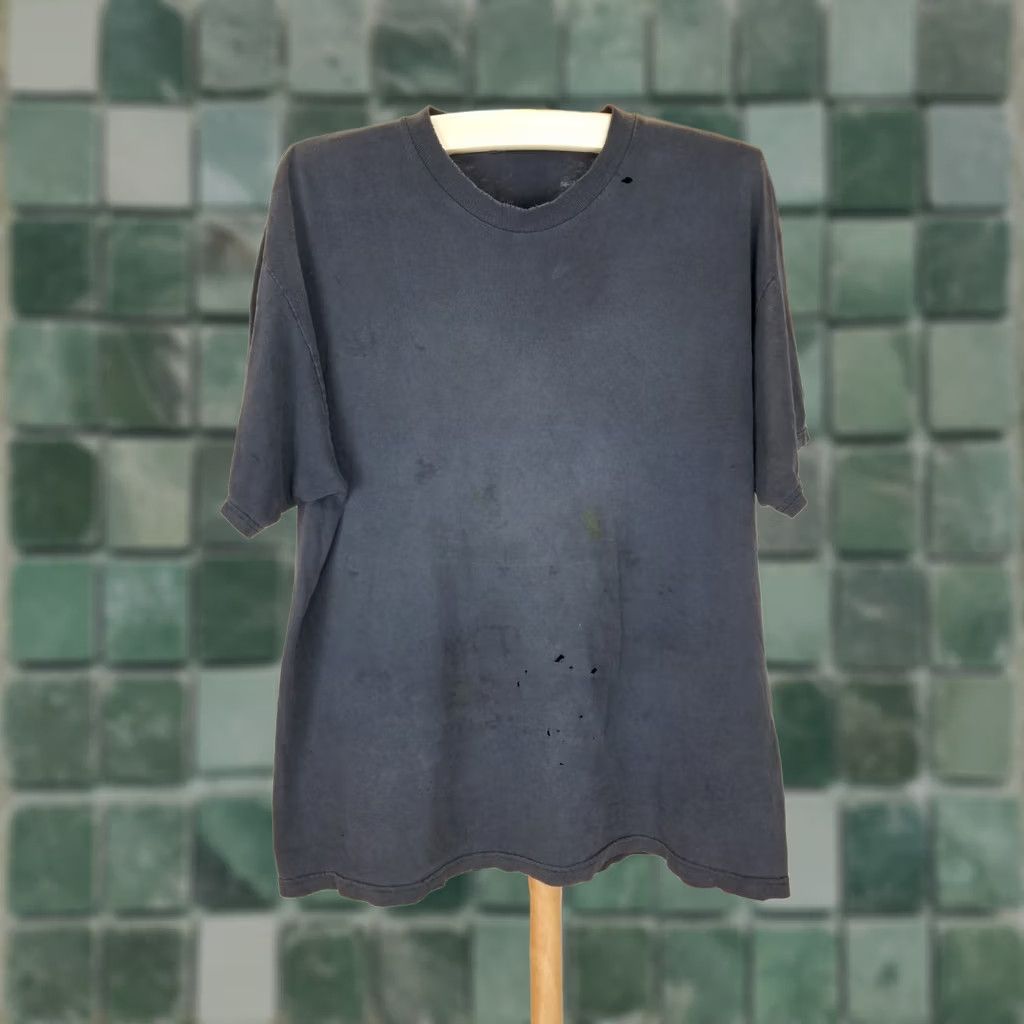 Vintage VINTAGE UNBRANDED BLACK SUN FADED DISTRESSED COTTON T-SHIRT XL MEN Crew Neck Short Sleeve T-Shirt Size US XL / EU 56 / 4 - 1 Thumbnail