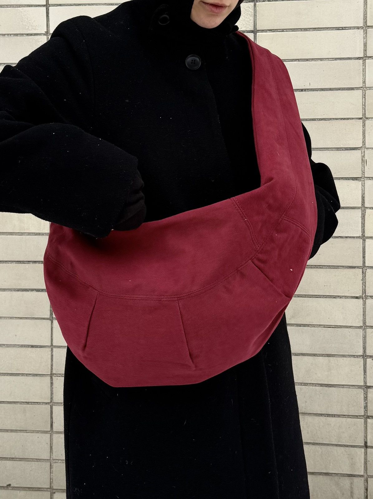Other Red Y2K Sling Bag - Unisex Minimal, Japan Style Size ONE SIZE - 10 Thumbnail