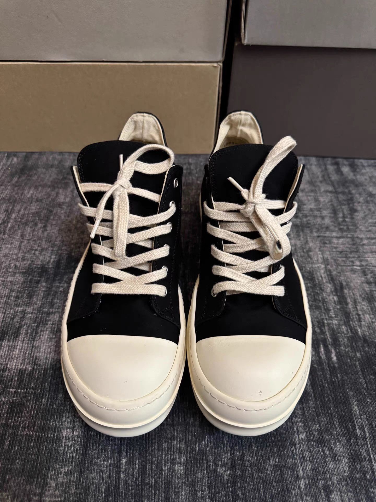 Rick Owens Rick Owens DRKSHDW Satin Low Top Turbo Cyclops Size US 9 / EU 42 - 2 Thumbnail