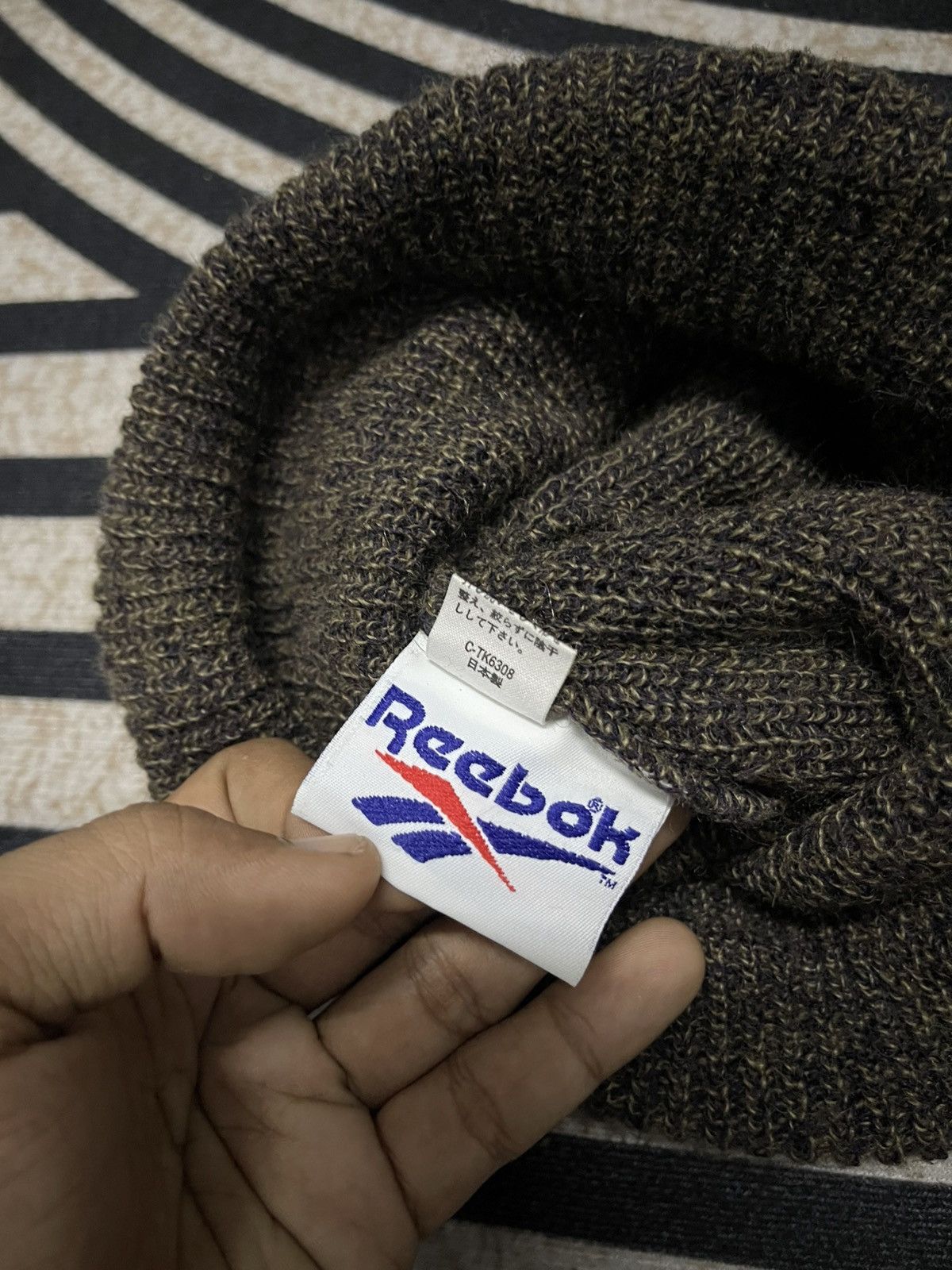 Reebok 90s REEBOK EMBROIDERED LOGO BEANIE HAT Size ONE SIZE - 5 Thumbnail