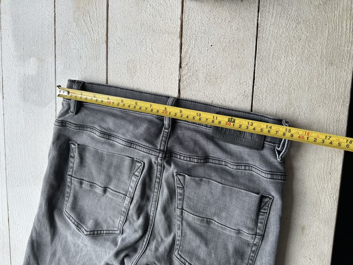 Diesel 🚨Gothic Diesel Regular Slim relax Flared Jeans Womens Size 29" - 12 Thumbnail