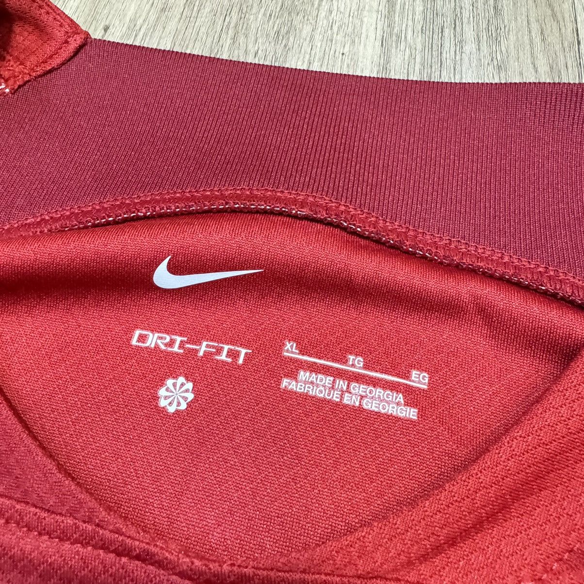 Nike Liverpool 23/24 home shirt #27 Darwin (bnwt) Size US XL / EU 56 / 4 - 8 Thumbnail