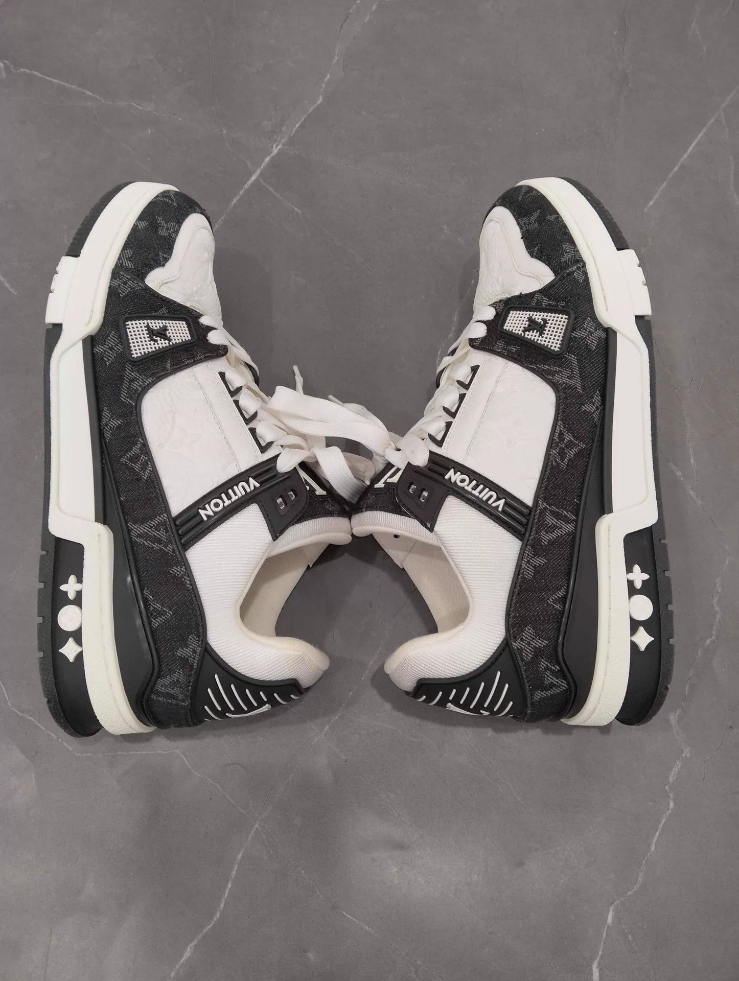 Louis Vuitton Louis Vuitton Trainer Panda Men's 41.5 Size US 8.5 / EU 41-42 - 3 Thumbnail