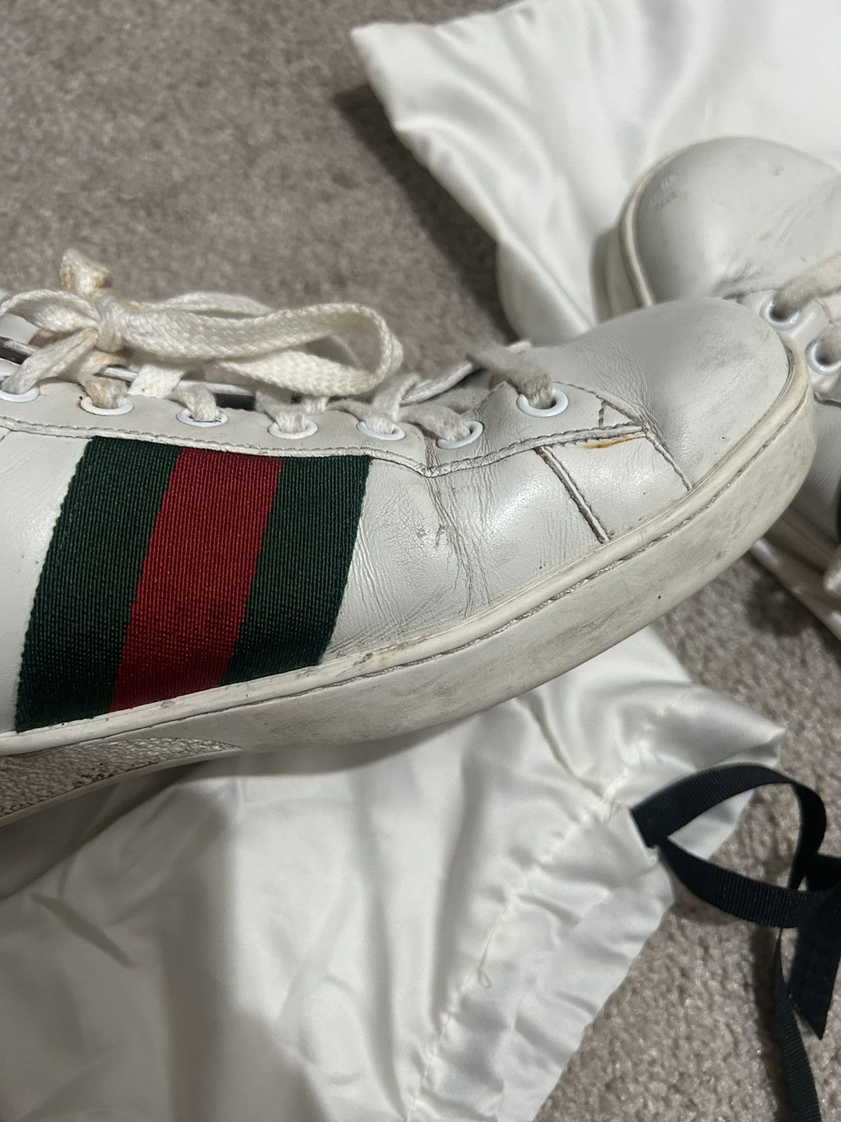 Gucci Gucci Ace Sneakers With Bee Embroidery Size US 9.5 / EU 42-43 - 17 Thumbnail