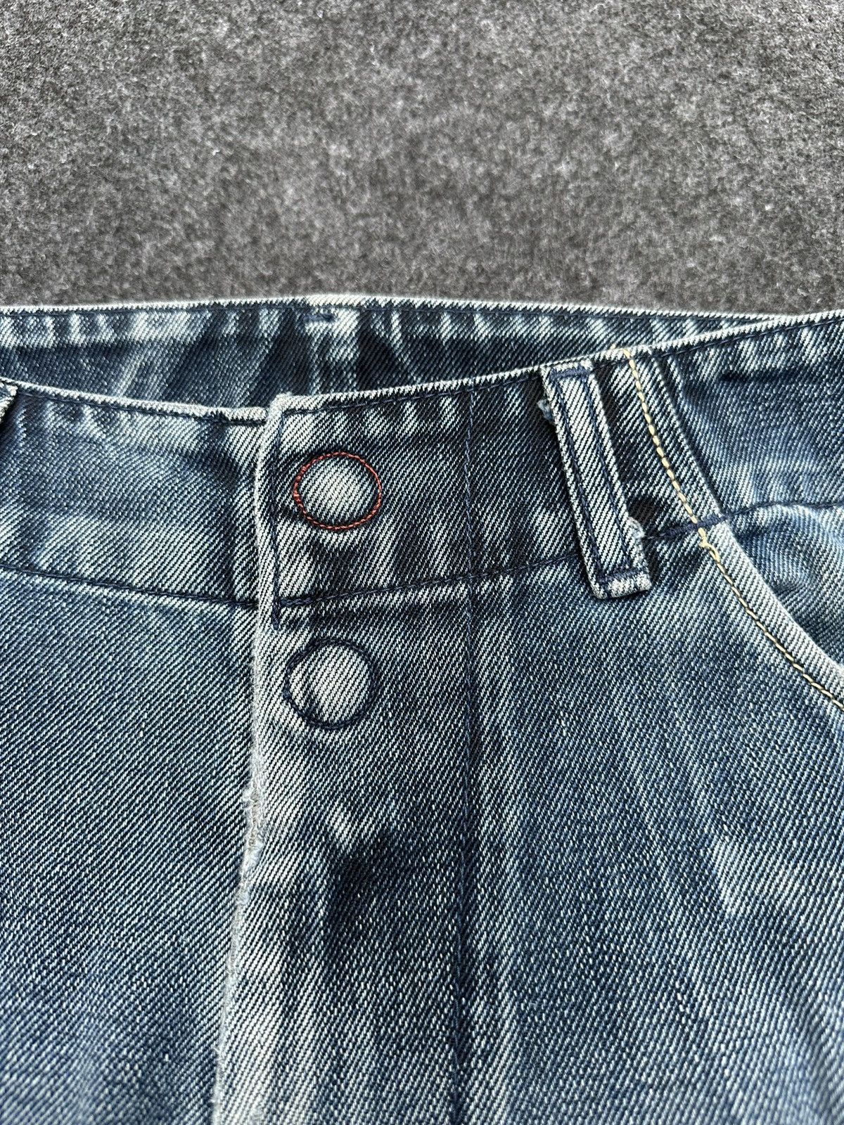 Levi's Vintage Levis 702 Baggy Destroyed Denim 34x32 D59 Size US 34 / EU 50 - 7 Thumbnail