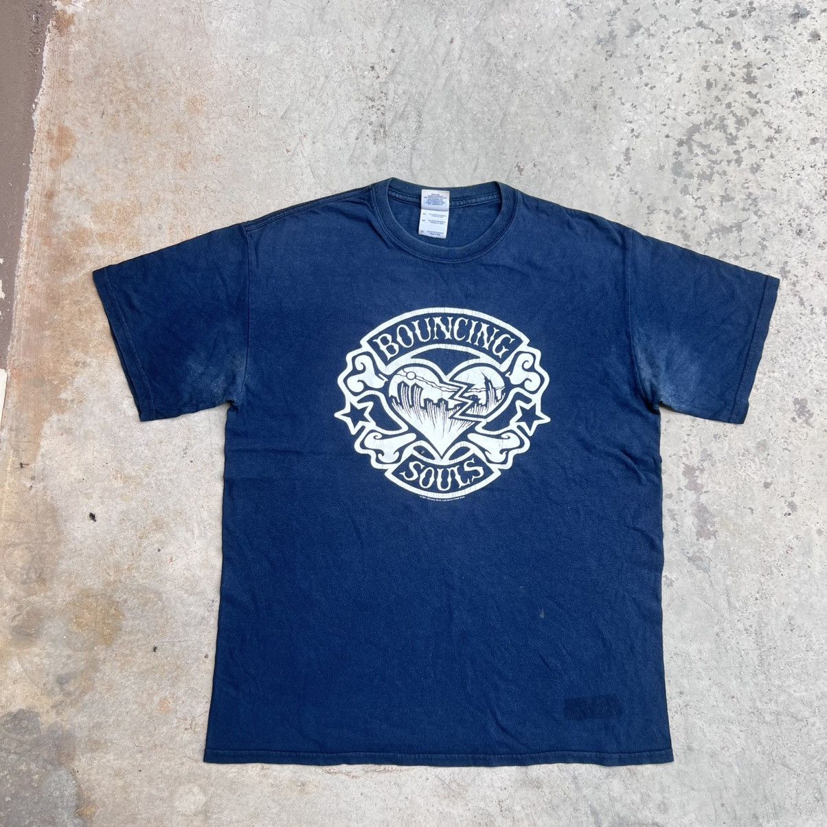 Band Tees Vintage Thrashed 2004 Bouncing Souls Band Tee Size US M / EU 48-50 / 2 - 1 Thumbnail