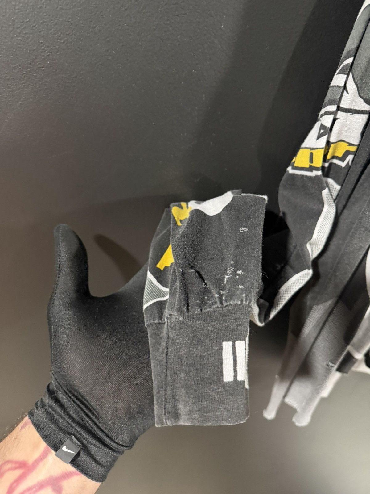 Vintage 2000s Y2K Vintage Axo Sport Grunge Distressed Cropped LS L Size US L / EU 52-54 / 3 - 9 Thumbnail
