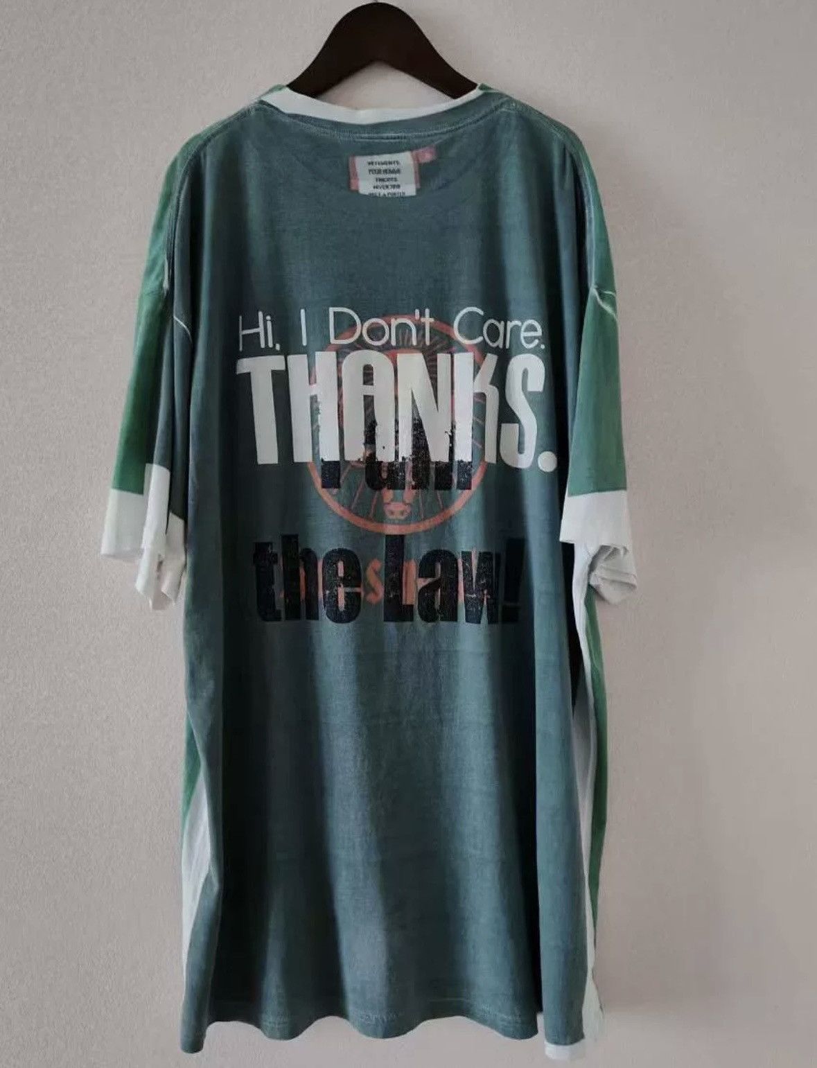 Vetements Vetements 18fw hug me tee Size US S / EU 44-46 / 1 - 2 Thumbnail
