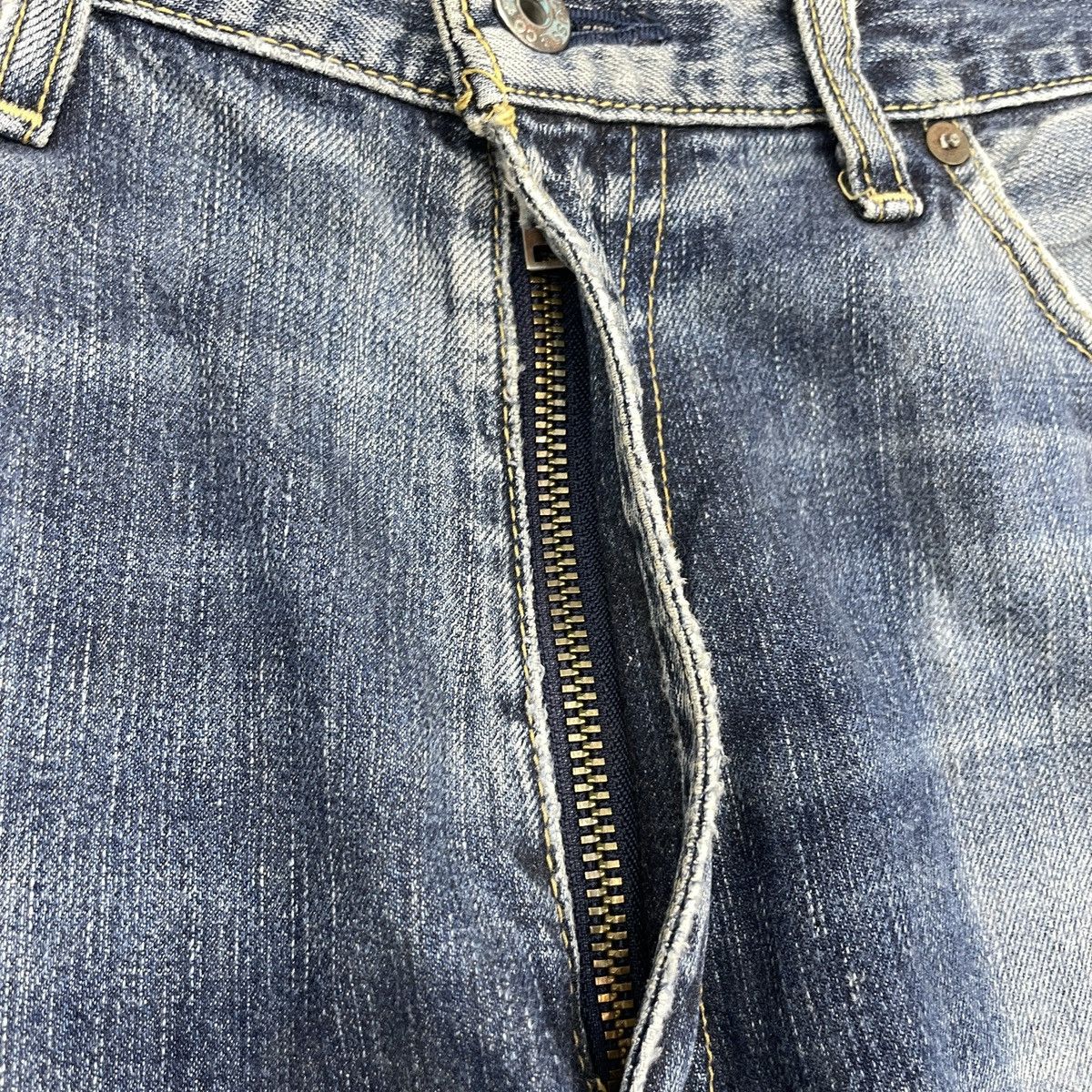 Levi's Vintage Levis 502 Distressed Faded Blue Jeans wc 344 Size US 36 / EU 52 - 5 Thumbnail