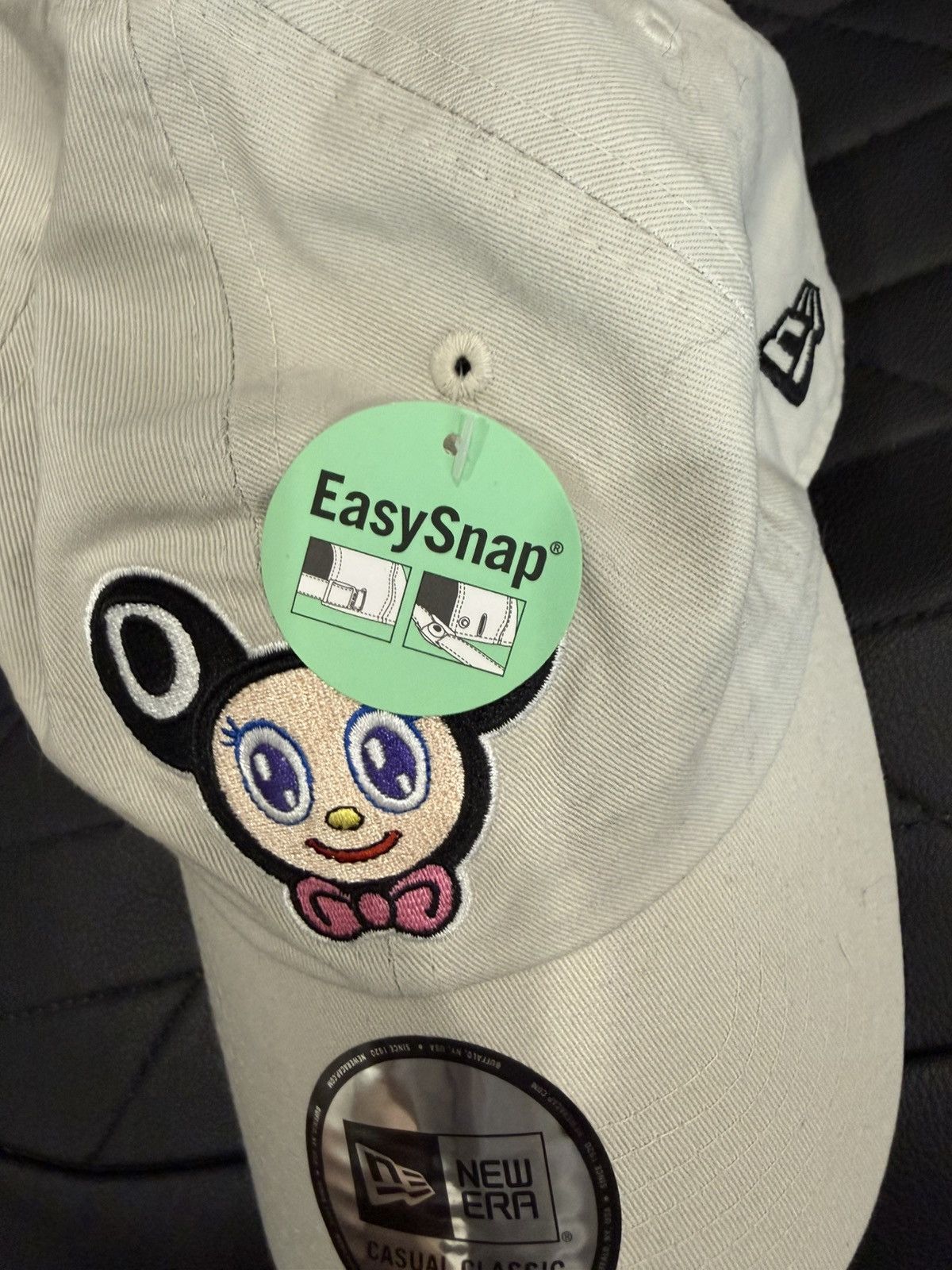 New Era × Takashi Murakami New Era x Takashi Murakami DOB Stone Casual Classic Hat Size ONE SIZE - 2 Thumbnail
