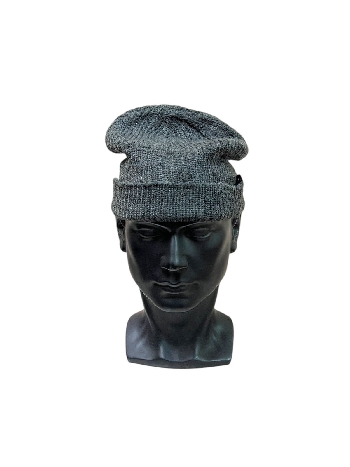 H&M H&M Plain Beanie Hats Size ONE SIZE - 1 Thumbnail