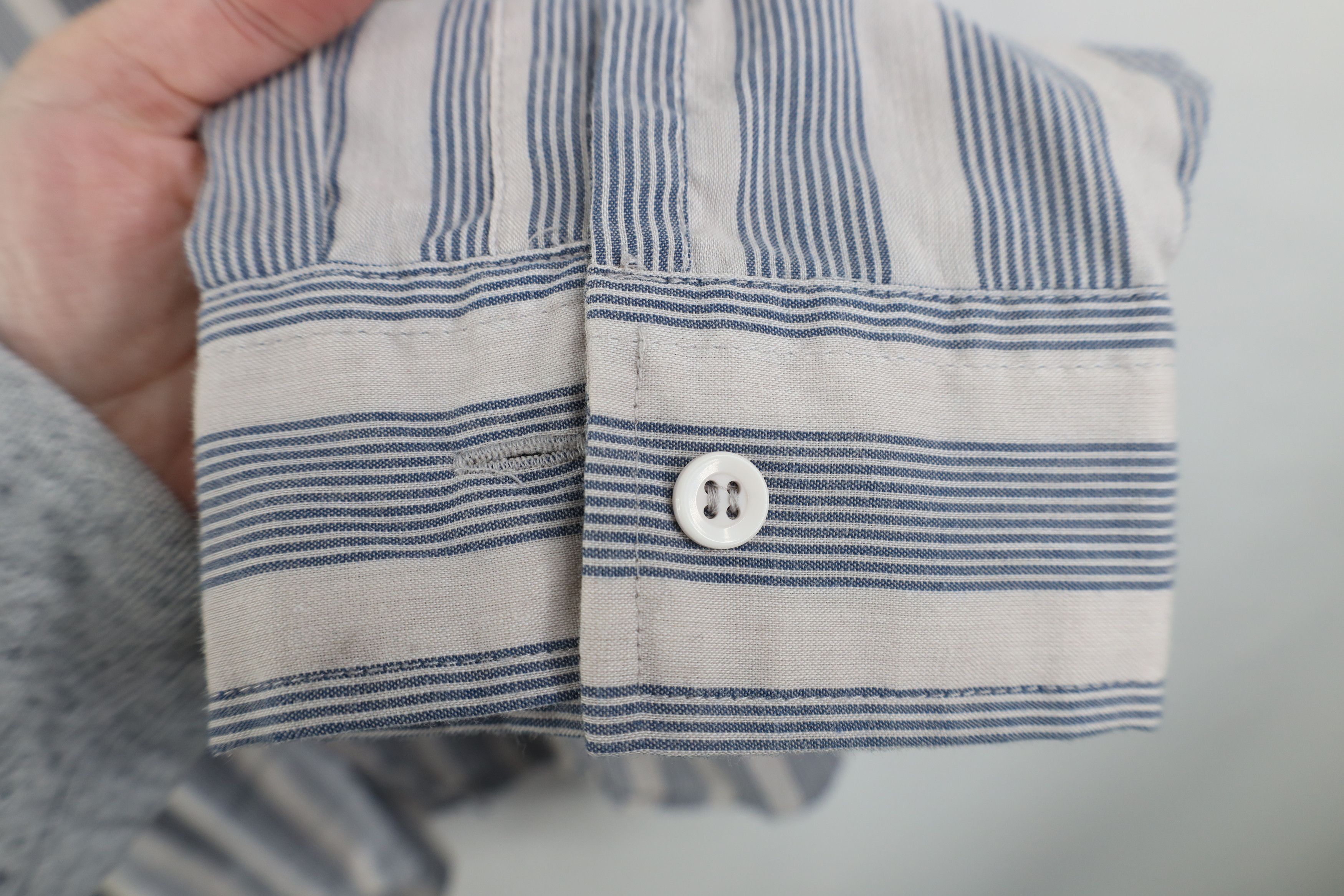 Vintage Vintage 90s Streetwear Block Collared Button Down Shirt Size US XL / EU 56 / 4 - 6 Thumbnail
