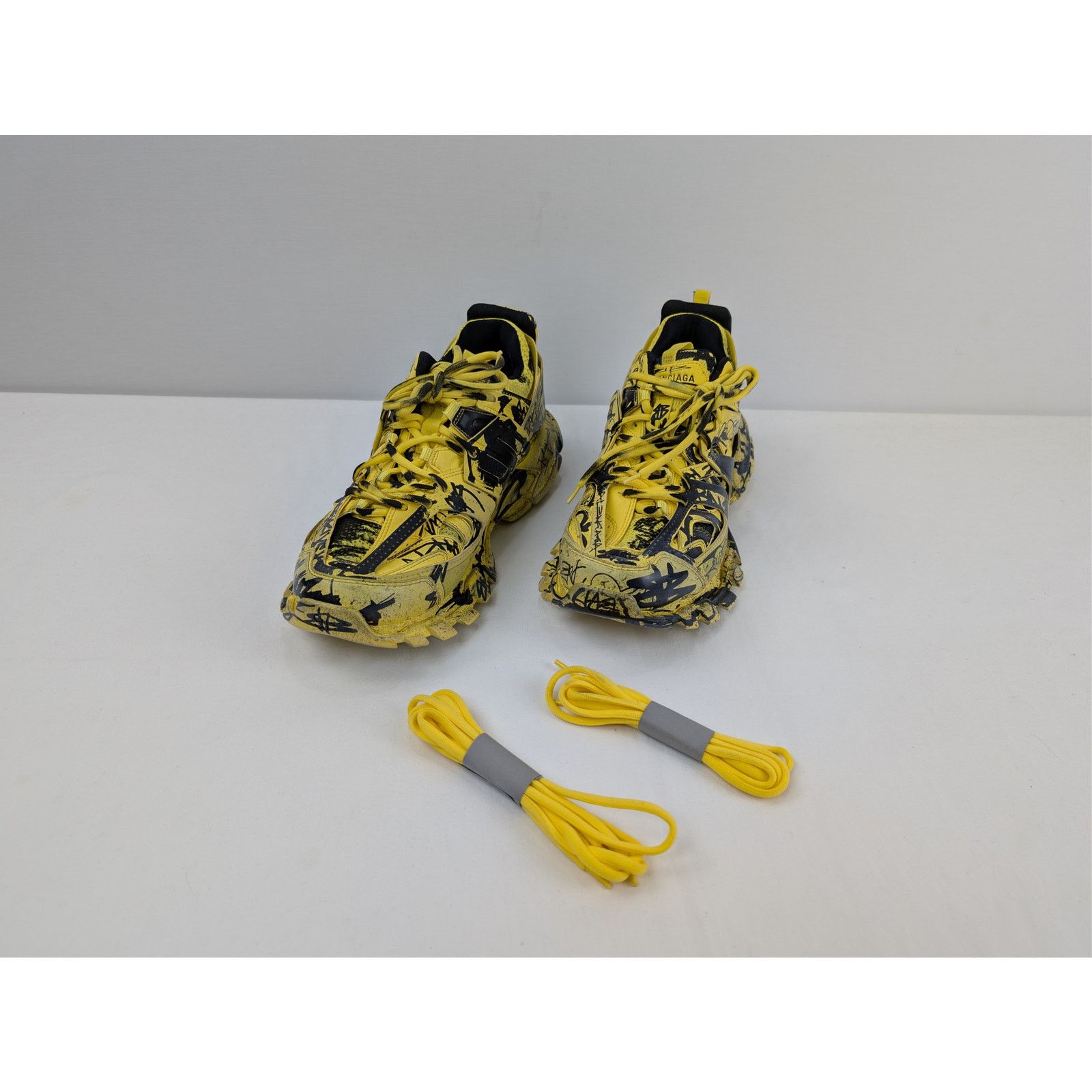Balenciaga o1rshd1 Graffiti Dirty Track Texture Mesh Sneakers in Yellow Size US 12 / EU 45 - 7 Thumbnail