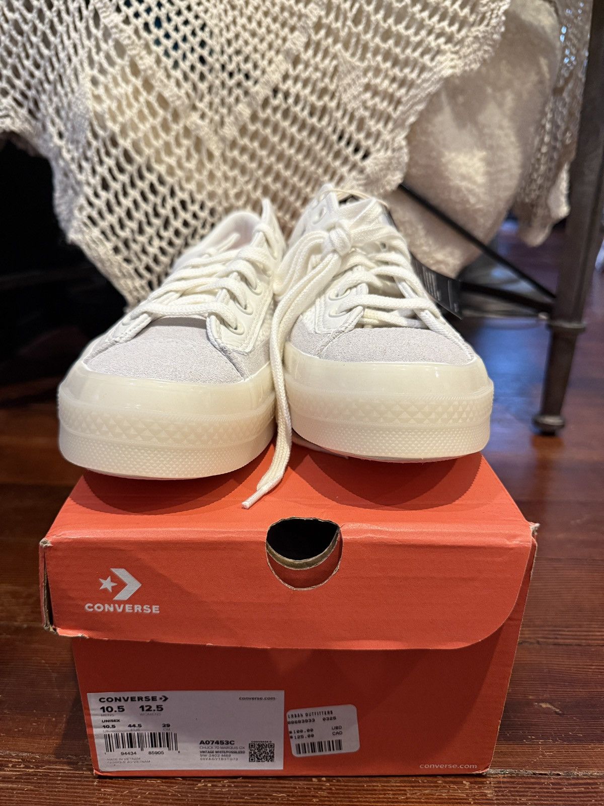 Converse Converse Shoes (Brand New) Size US 10.5 / EU 43-44 - 2 Thumbnail
