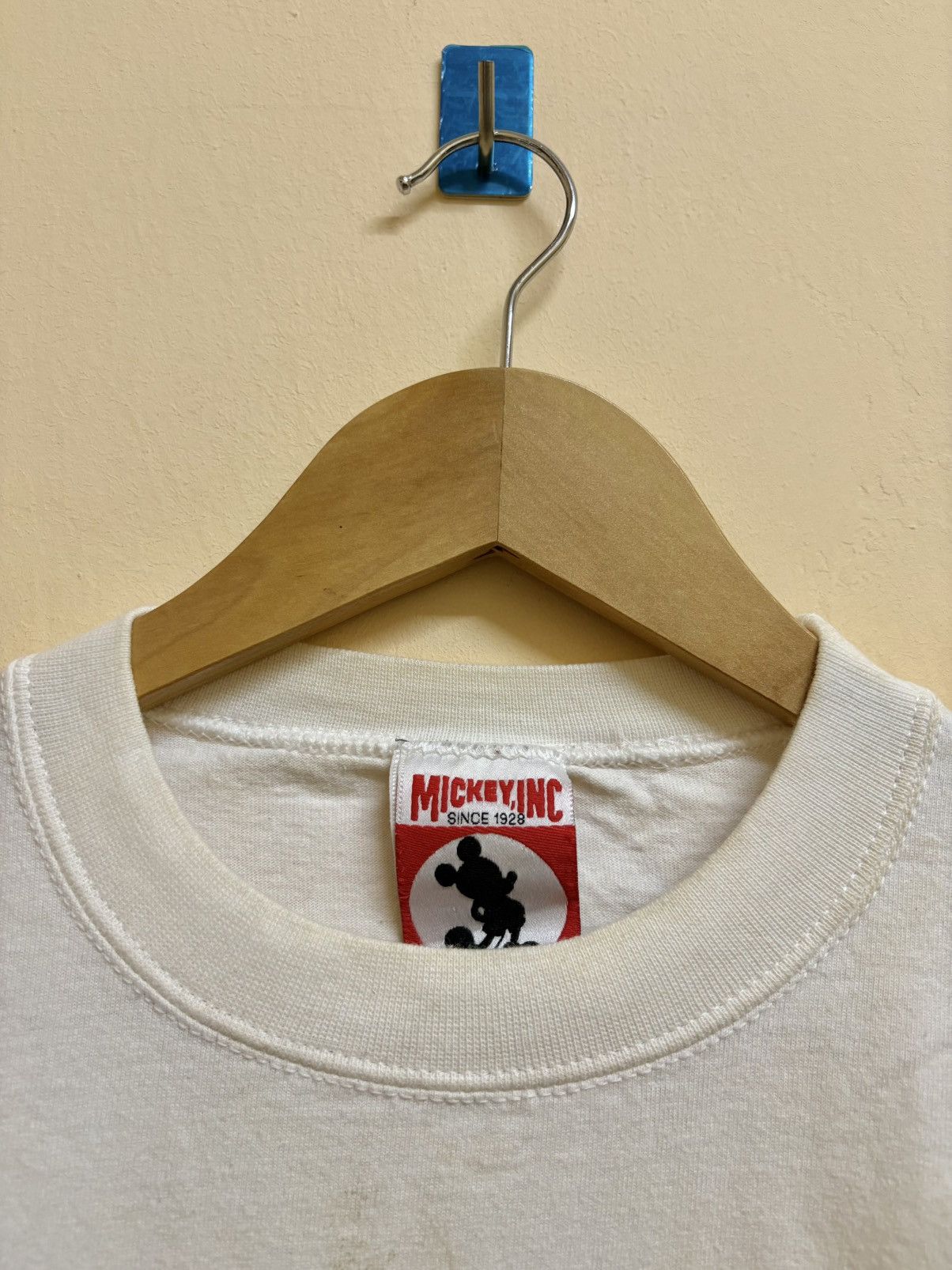 Vintage Vintage 90s Mickey Mouse Line Up Embroidery Cartoon Disney Size US XL / EU 56 / 4 - 9 Thumbnail