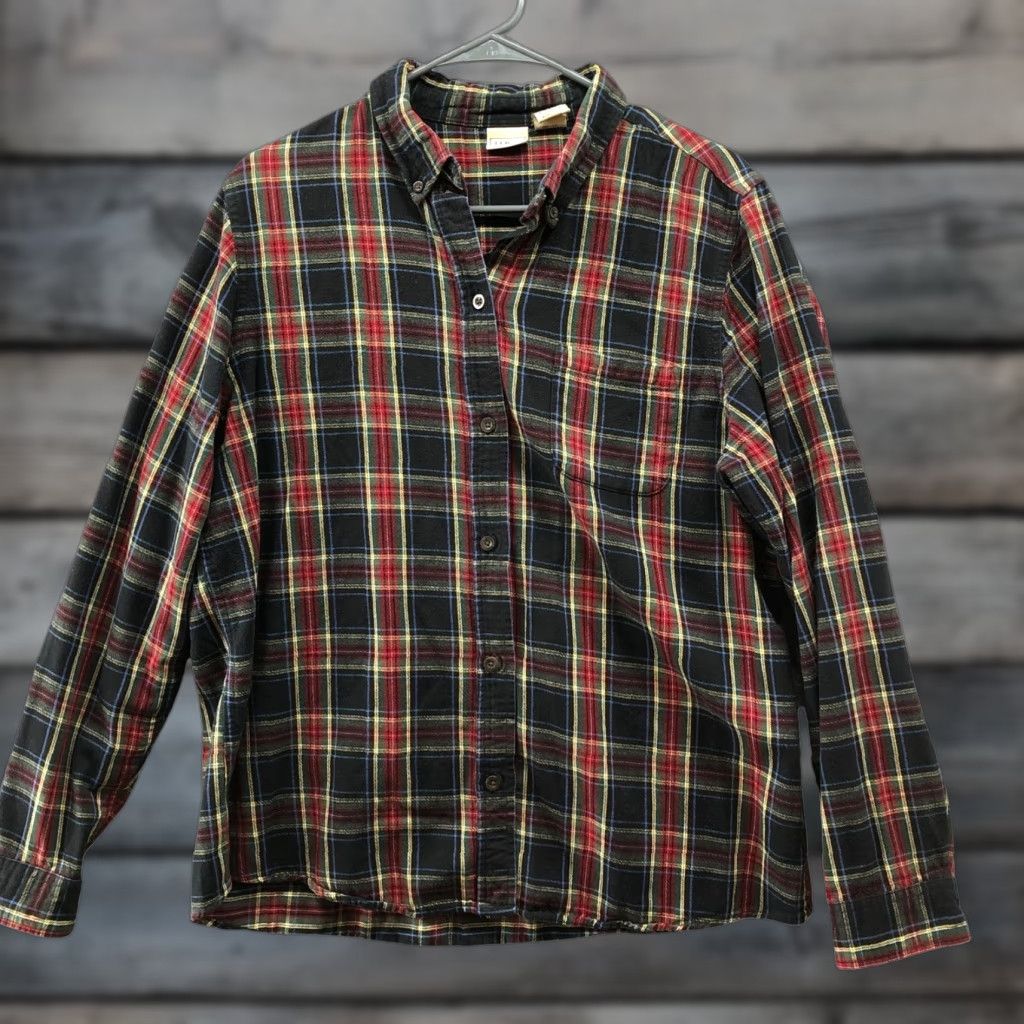 Vintage L.L. Bean Shirt Womens L Red Black Green Holiday Flannel Scotch Plaid Cotton Size L / US 10 / IT 46 - 1 Thumbnail