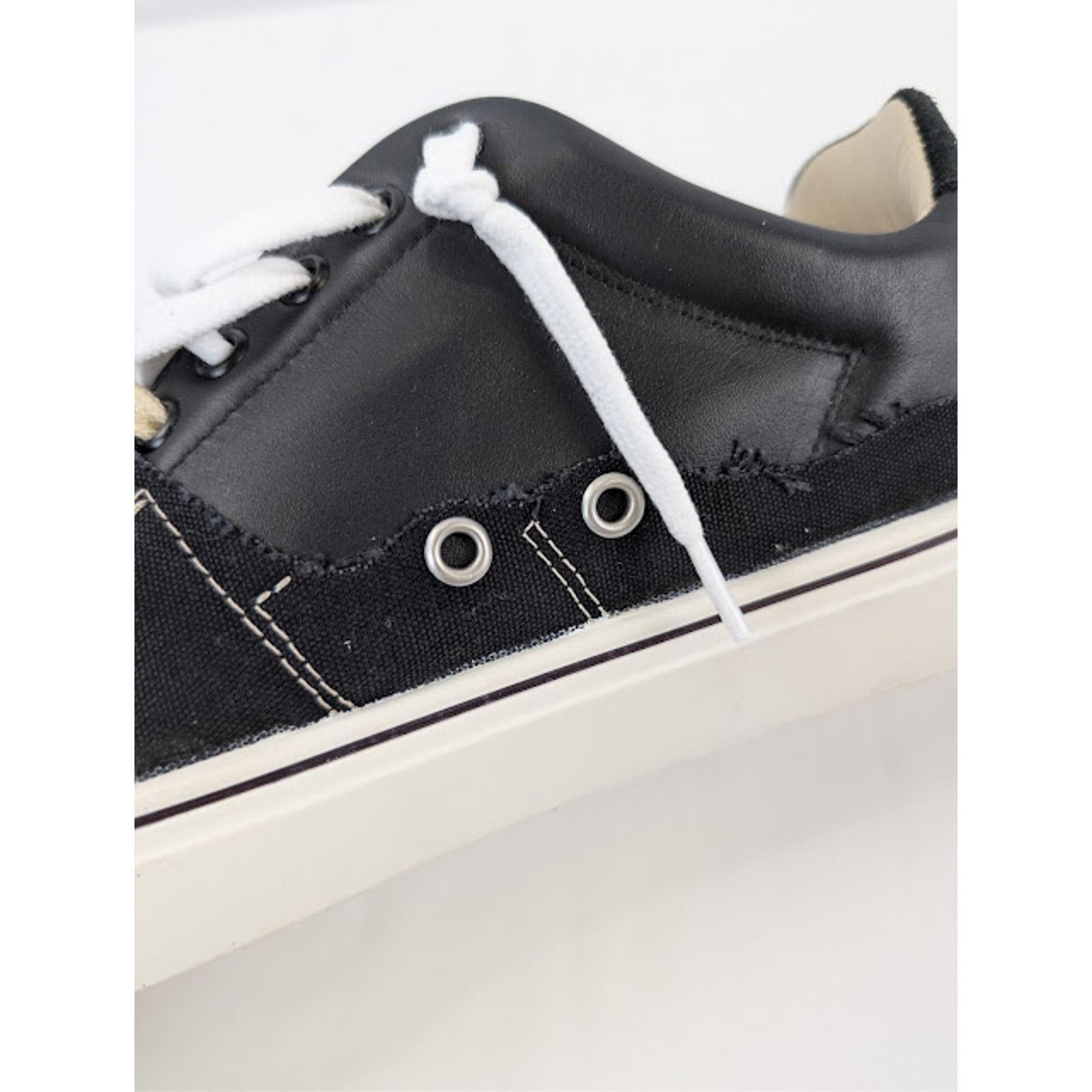 Maison Margiela o1rshd1 Evolution Low Sneakers in Black / White Size US 13 / EU 46 - 18 Thumbnail