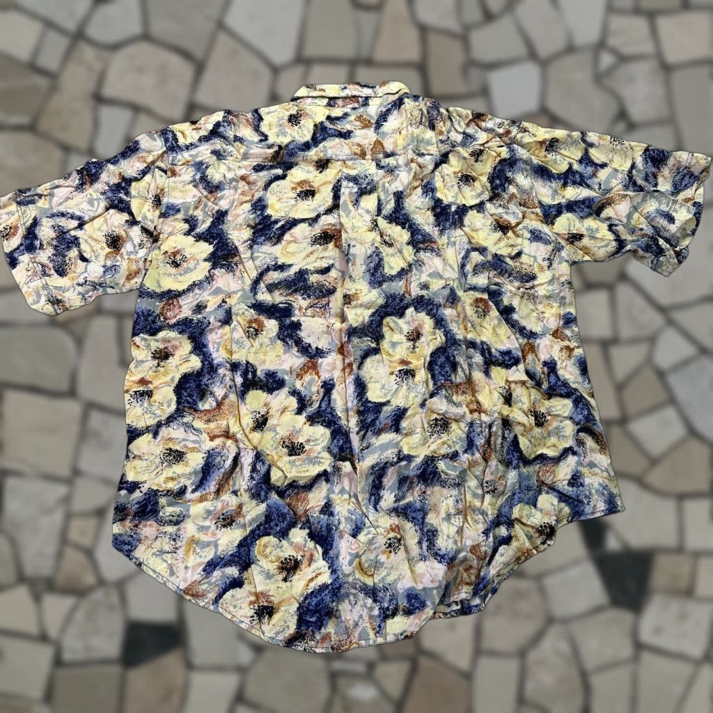 Vintage VINTAGE Goouch Shirt Mens M Beige Blue Floral Button Up Rayon Hawaiian Size US M / EU 48-50 / 2 - 1 Thumbnail