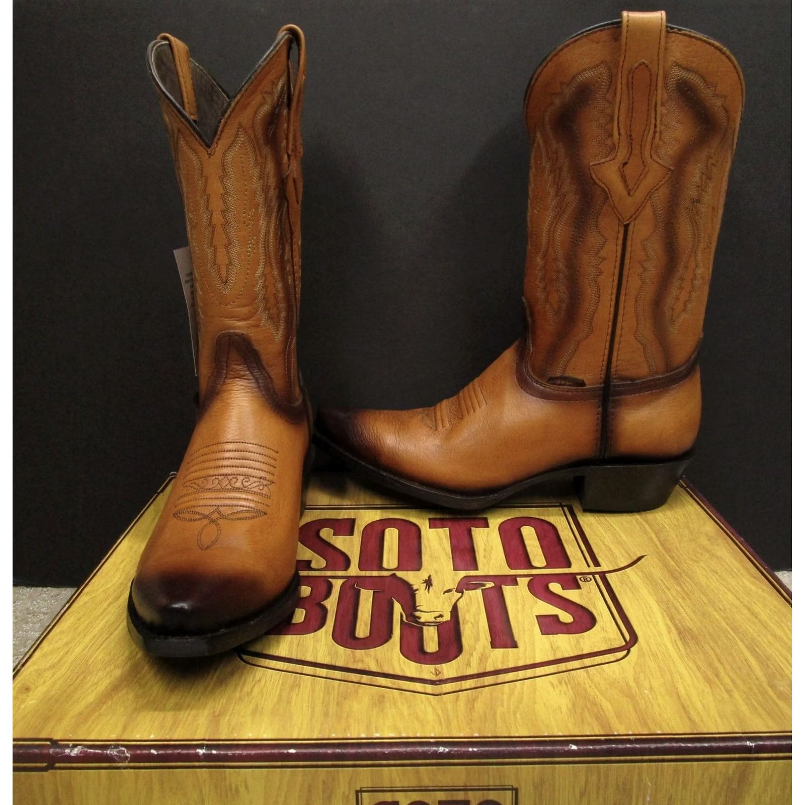 Vintage Soto Boots Men Boots Western Cowboy Pointed Toe Brown Leather 8.5 E Boot Women? Size US 9 / EU 42 - 3 Thumbnail