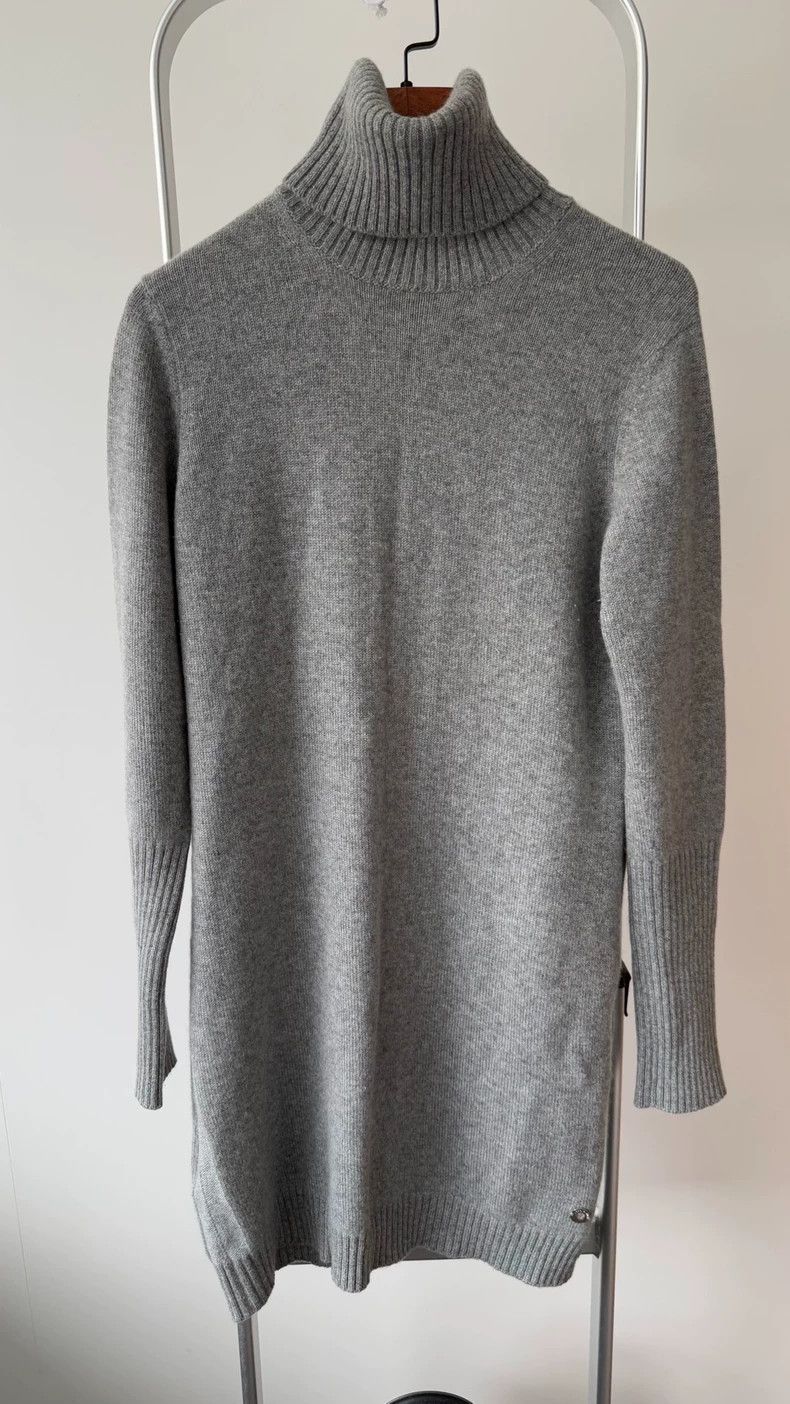Loro Piana LORO PIANA Cashmere mini dress Size XS / US 0-2 / IT 36-38 - 1 Thumbnail