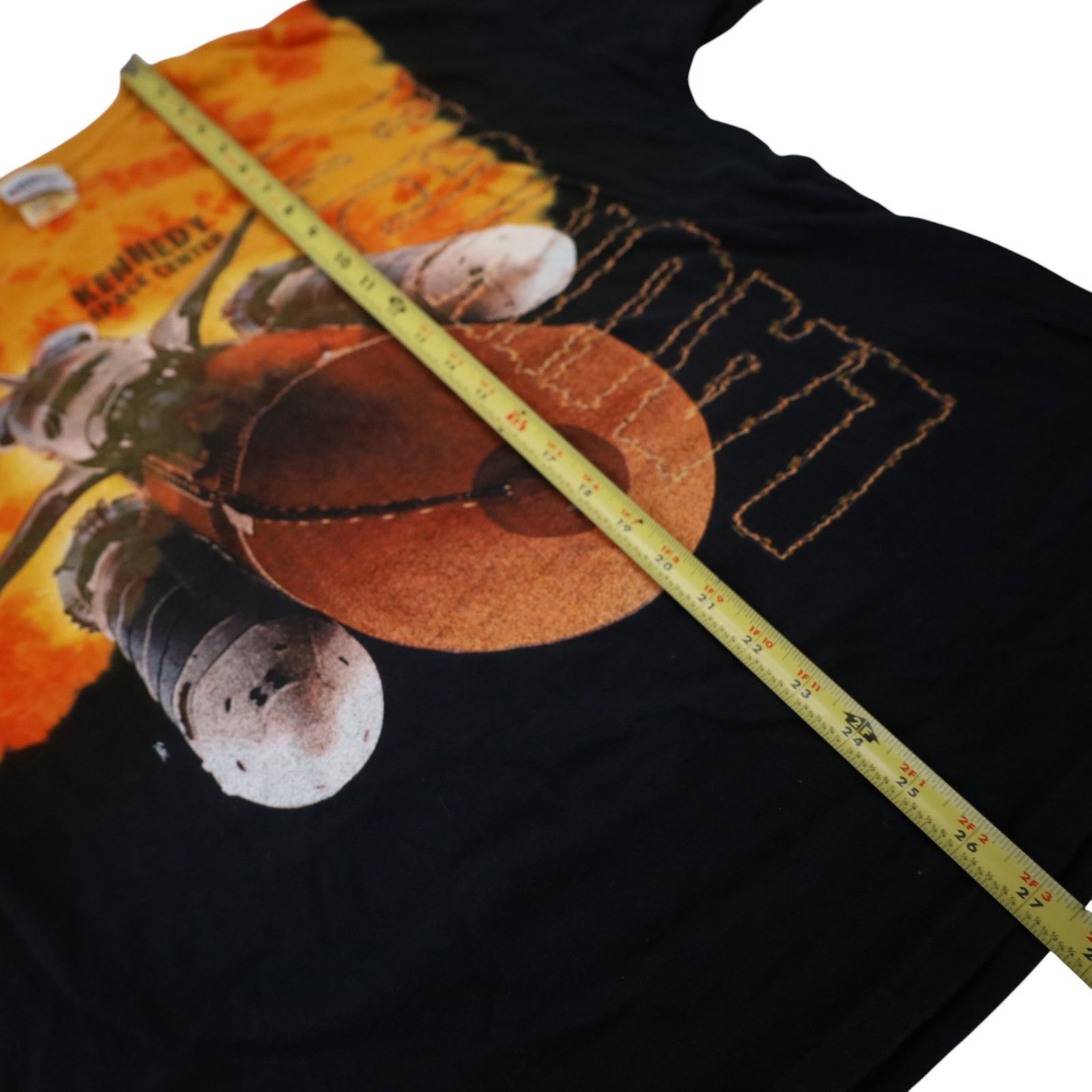 Vintage Vintage Y2k Kennedy Space Center Tie Dye Space Ship T Shirt Size US XL / EU 56 / 4 - 8 Thumbnail