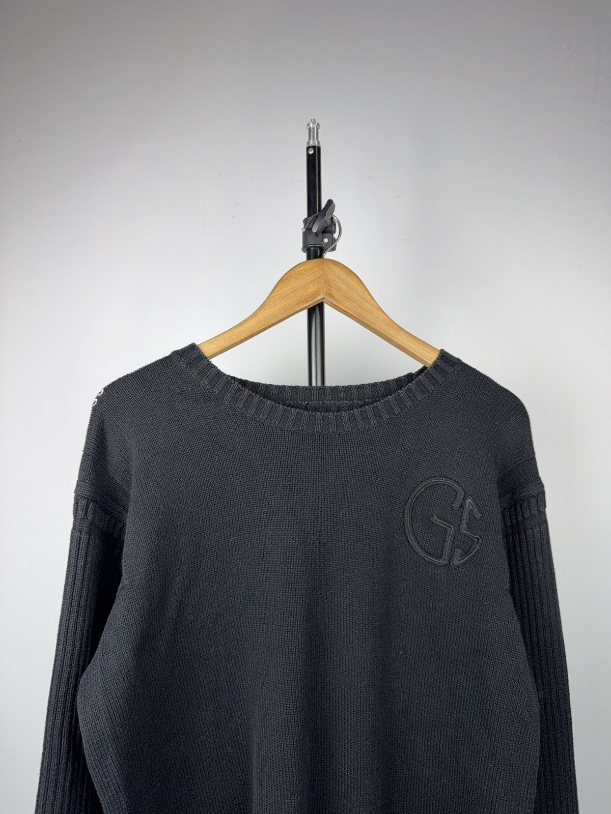 G-Star Avant Garde 00s G-Star RAW Black Knit Sweater Embossed Logo Size US XL / EU 56 / 4 - 2 Thumbnail