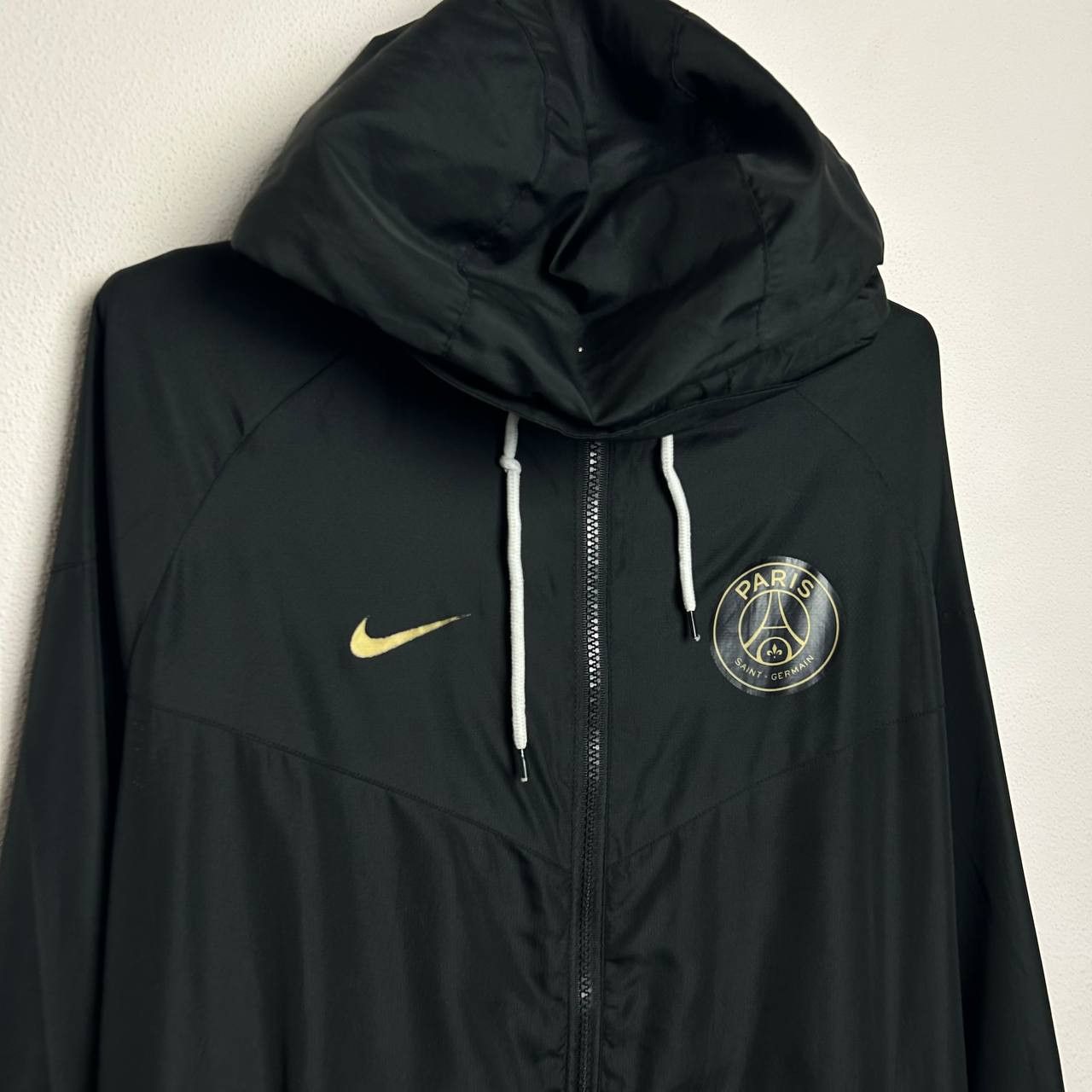 Nike mens Nike PSG full zip soccer sportswear training jacket Size US M / EU 48-50 / 2 - 2 Thumbnail