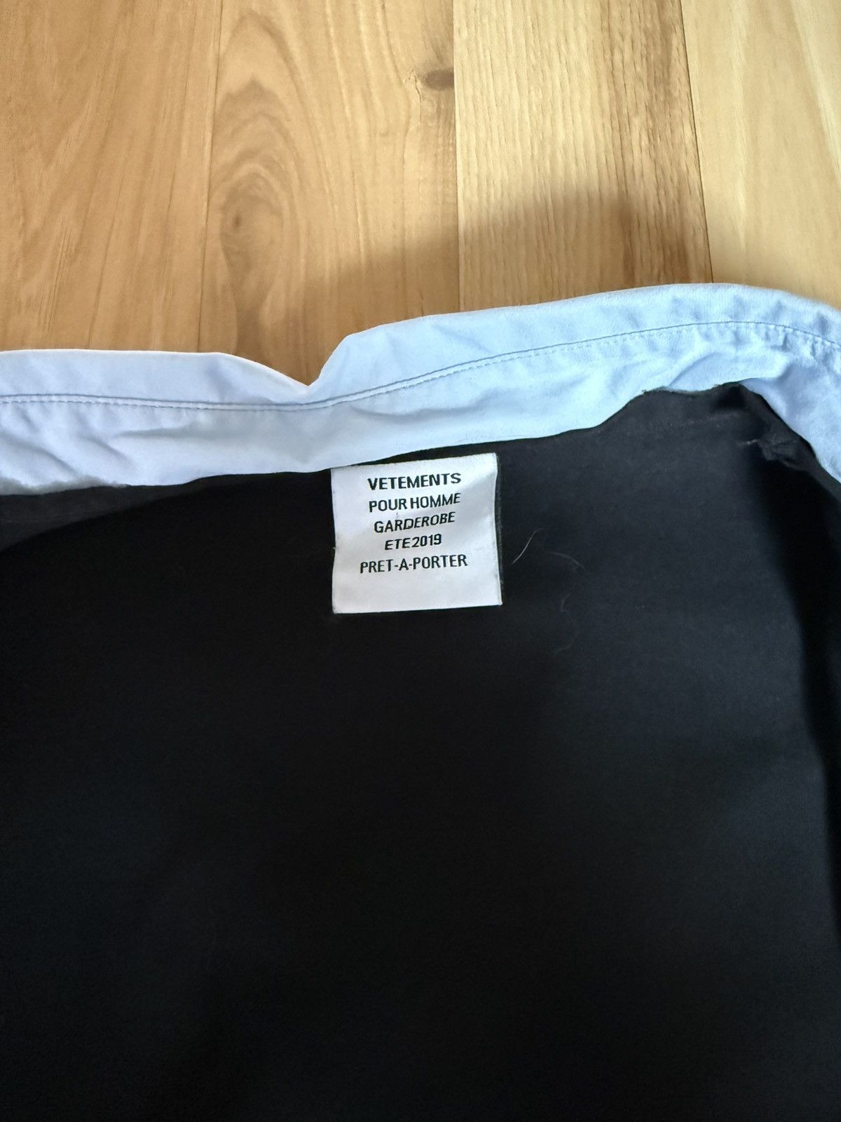 Vetements Vetements button up shirt double layer happiness Size US M / EU 48-50 / 2 - 4 Thumbnail