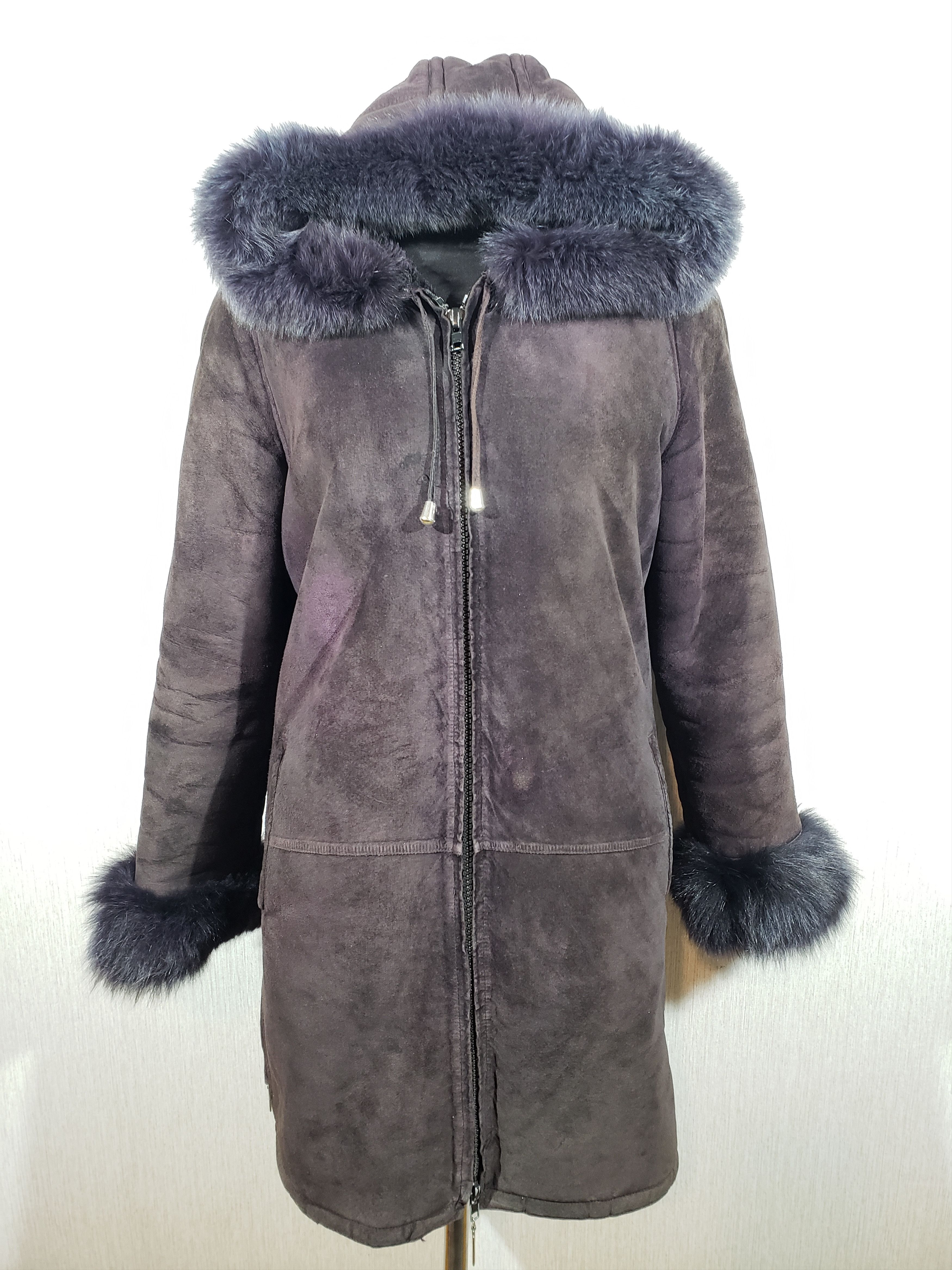Other Stylish purple sheepskin coat with a hood. Size L / US 10 / IT 46 - 1 Thumbnail