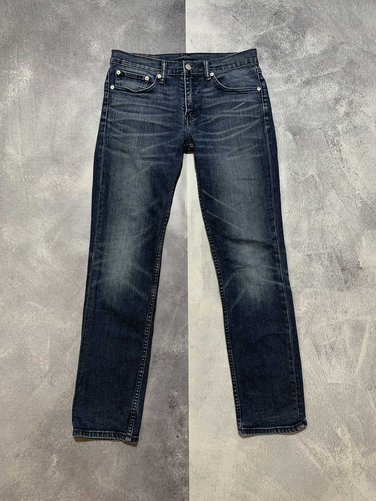 Levi's × Vintage Vintage Y2K Levi’s jeans streetwear style size 31x32 Size US 31 - 4 Thumbnail