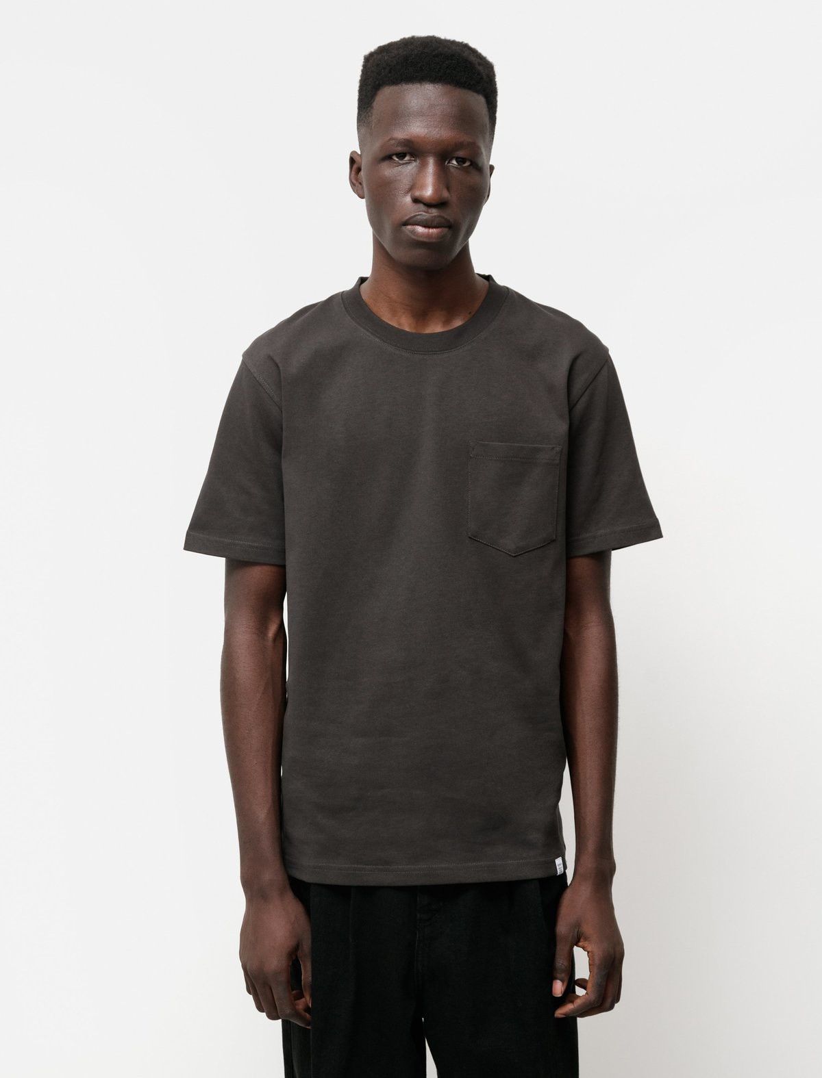 Norse Projects 🇩🇰 Norse Projects Johannes Pocket SS T-Shirt Size US L / EU 52-54 / 3 - 3 Thumbnail