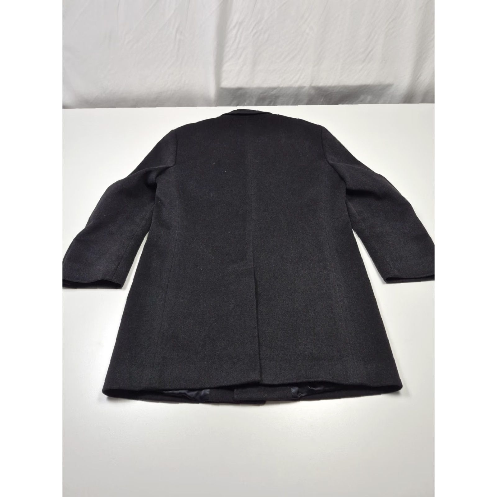 Brooks Brothers Brooks Brothers BrooksStorm Coat Mens 38S Gray Wool Loro Piana Storm System Overcoat Business Formal Wind-Resistant Size US XXS / EU 40 - 7 Thumbnail