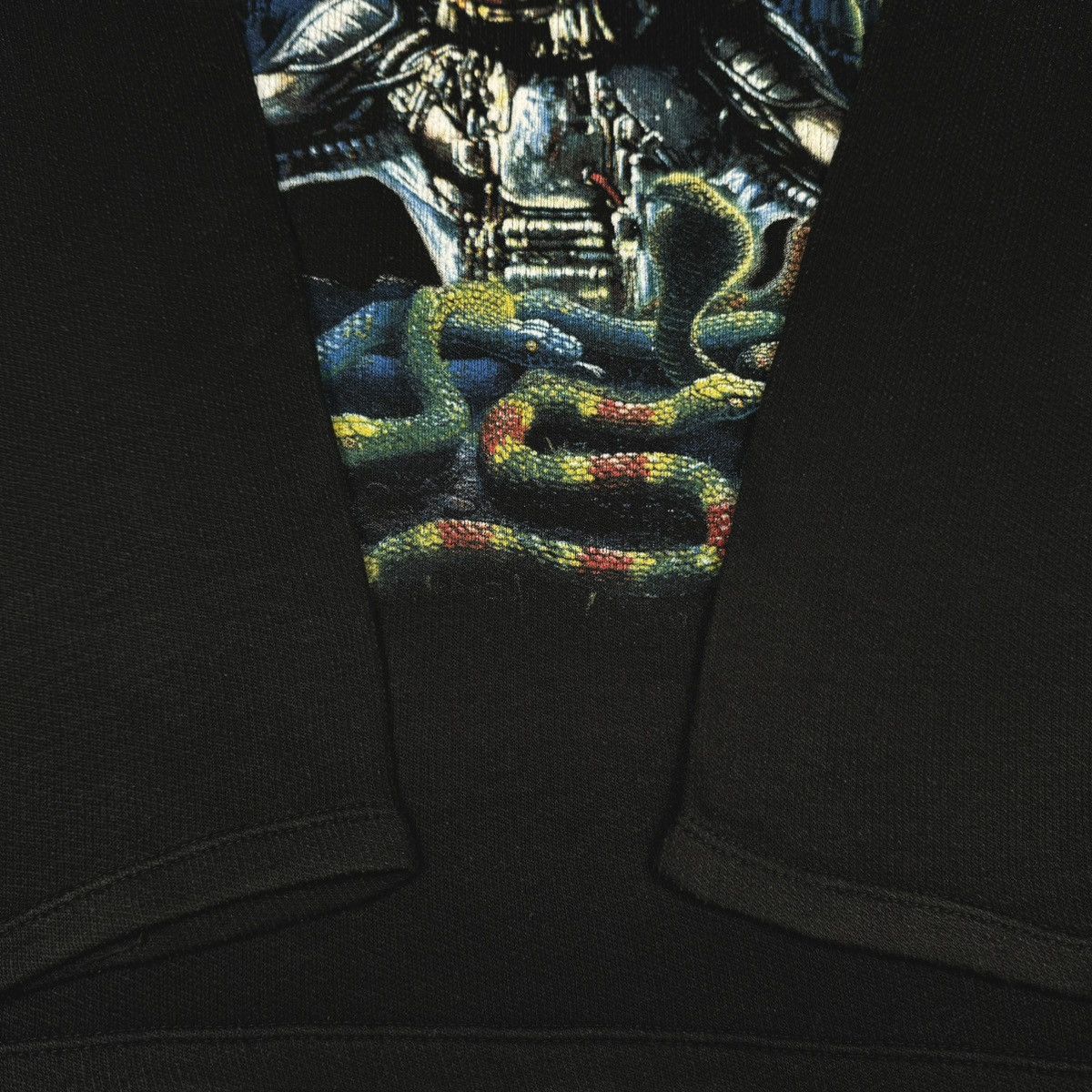 Band Tees Vintage 90s Metallica ‘Snakes Monster’ Rare Euro Hoodie Size US XL / EU 56 / 4 - 6 Thumbnail