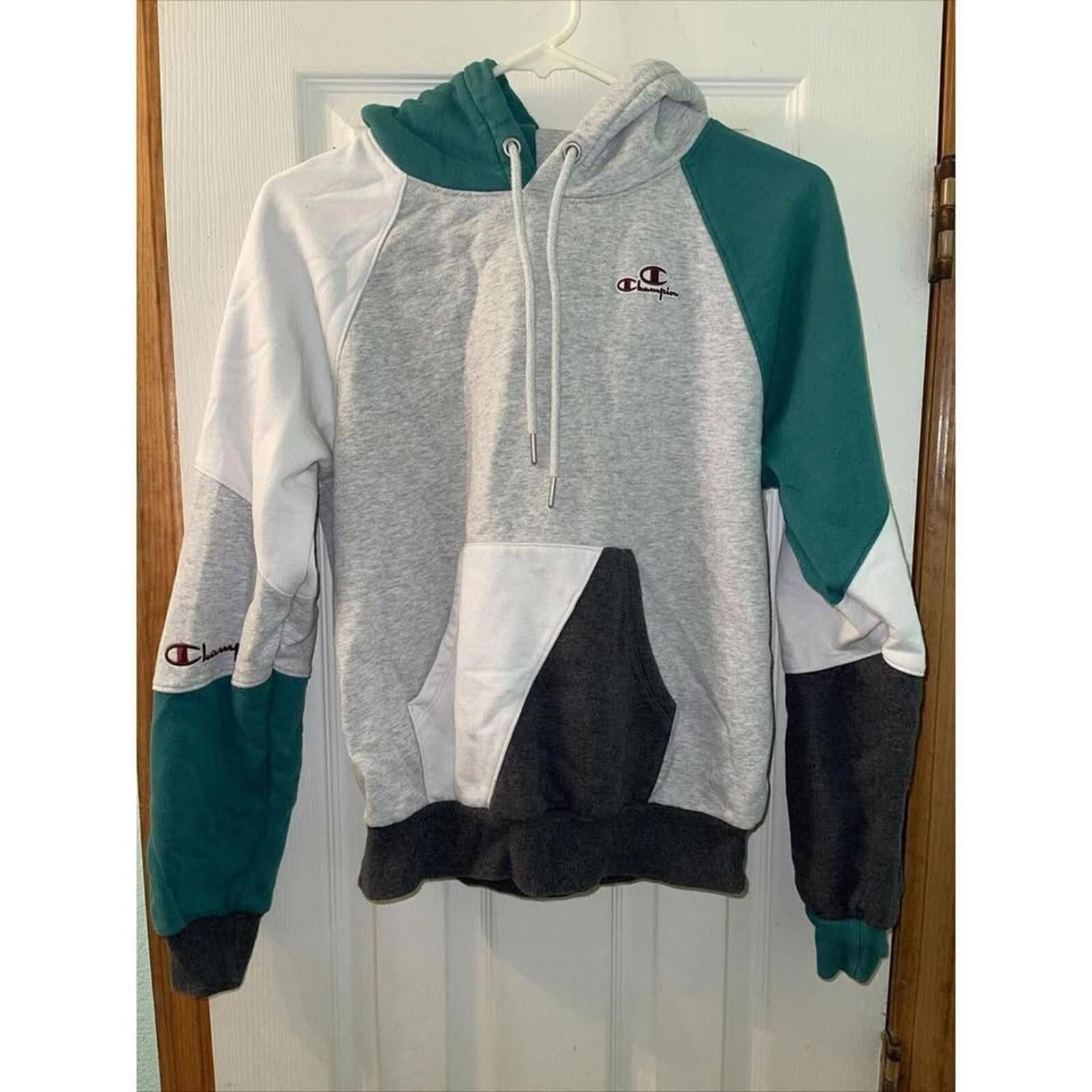 Champion Champion Color Block Hoodie - Stylish & Comfortable Size ONE SIZE - 1 Thumbnail