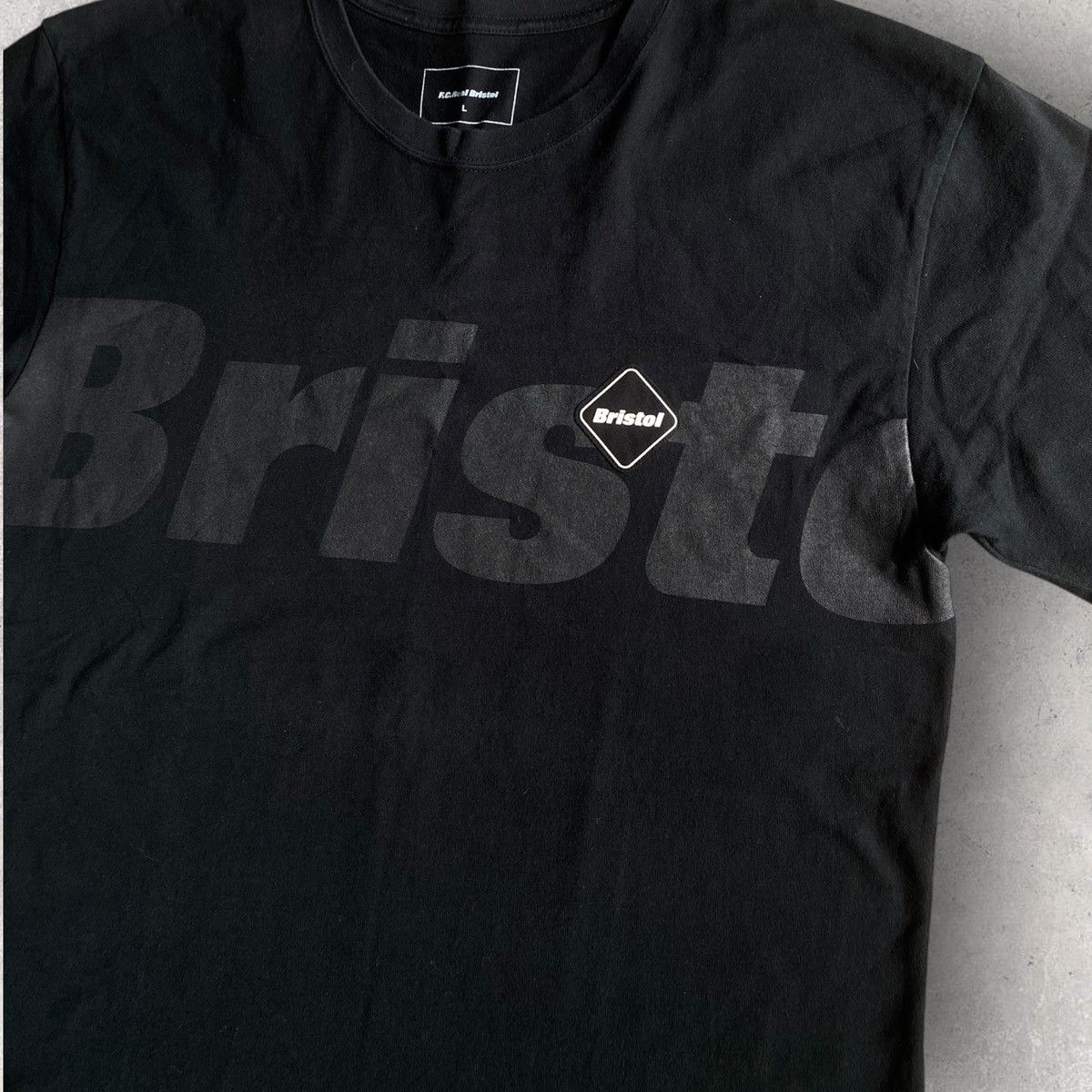 F.C. Real Bristol × Sophnet. × uniform experiment F.C. Real Bristol Slim Fit Tee Size US L / EU 52-54 / 3 - 2 Thumbnail