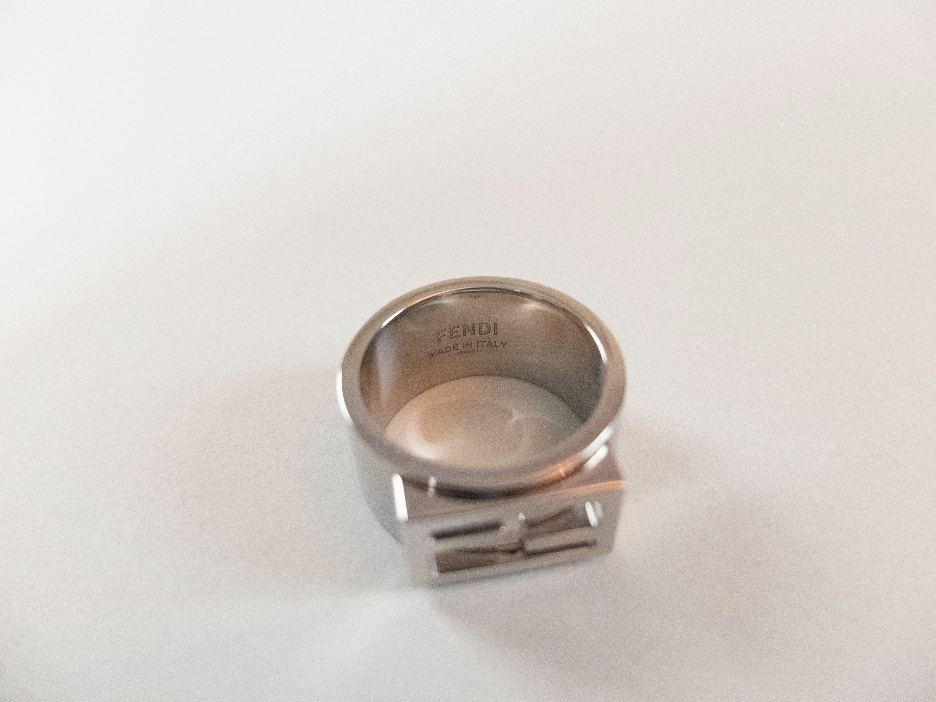 Fendi FENDI Baguette marbled silver tone metal FF ring authentic Size ONE SIZE - 7 Thumbnail