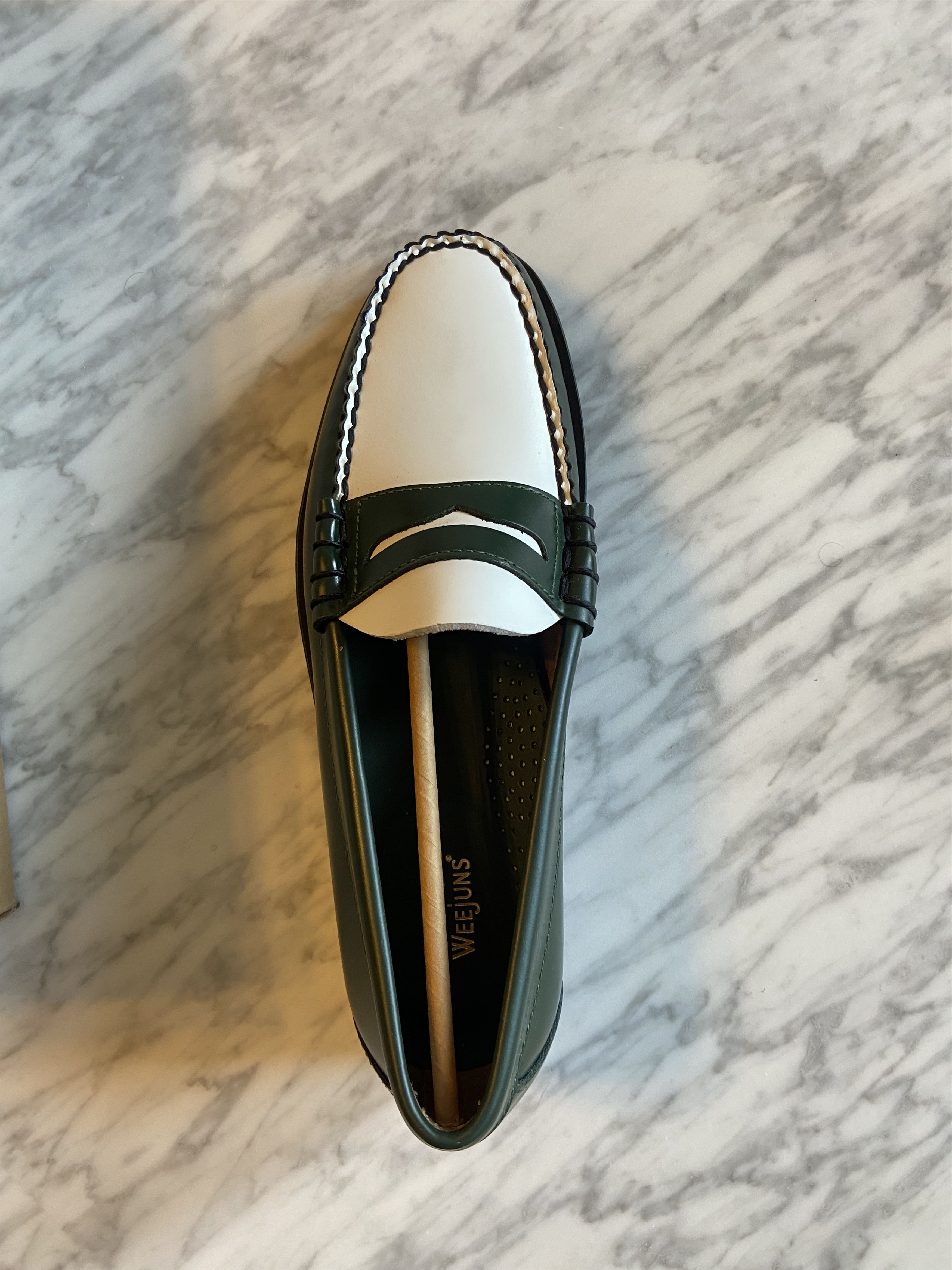 G.H. Bass Weejun Penny Loafers – Green/White – US 7.5