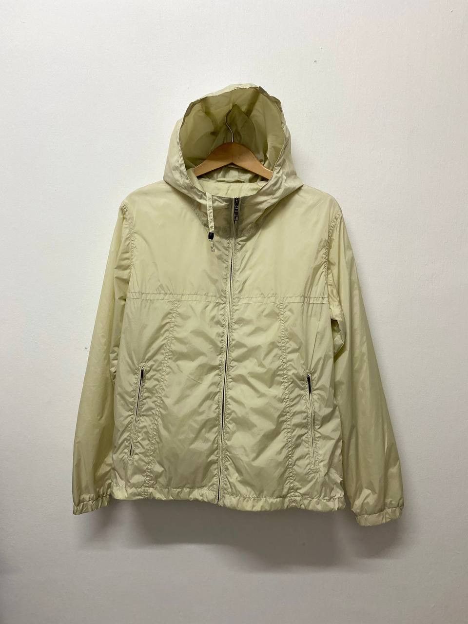 Japanese Brand uniqlo japanese brands light zipper jacket nice design Size US M / EU 48-50 / 2 - 1 Thumbnail