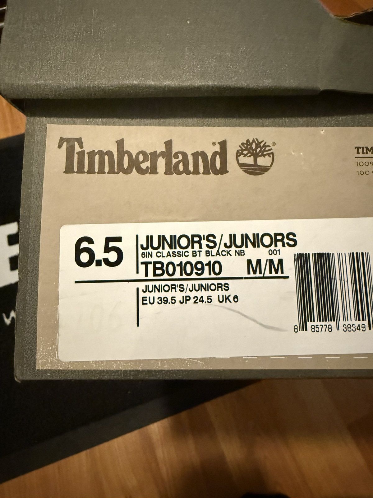 Timberland Black Timberland Boots 6” Size 6.5 Size US 6.5 / EU 39-40 - 6 Thumbnail