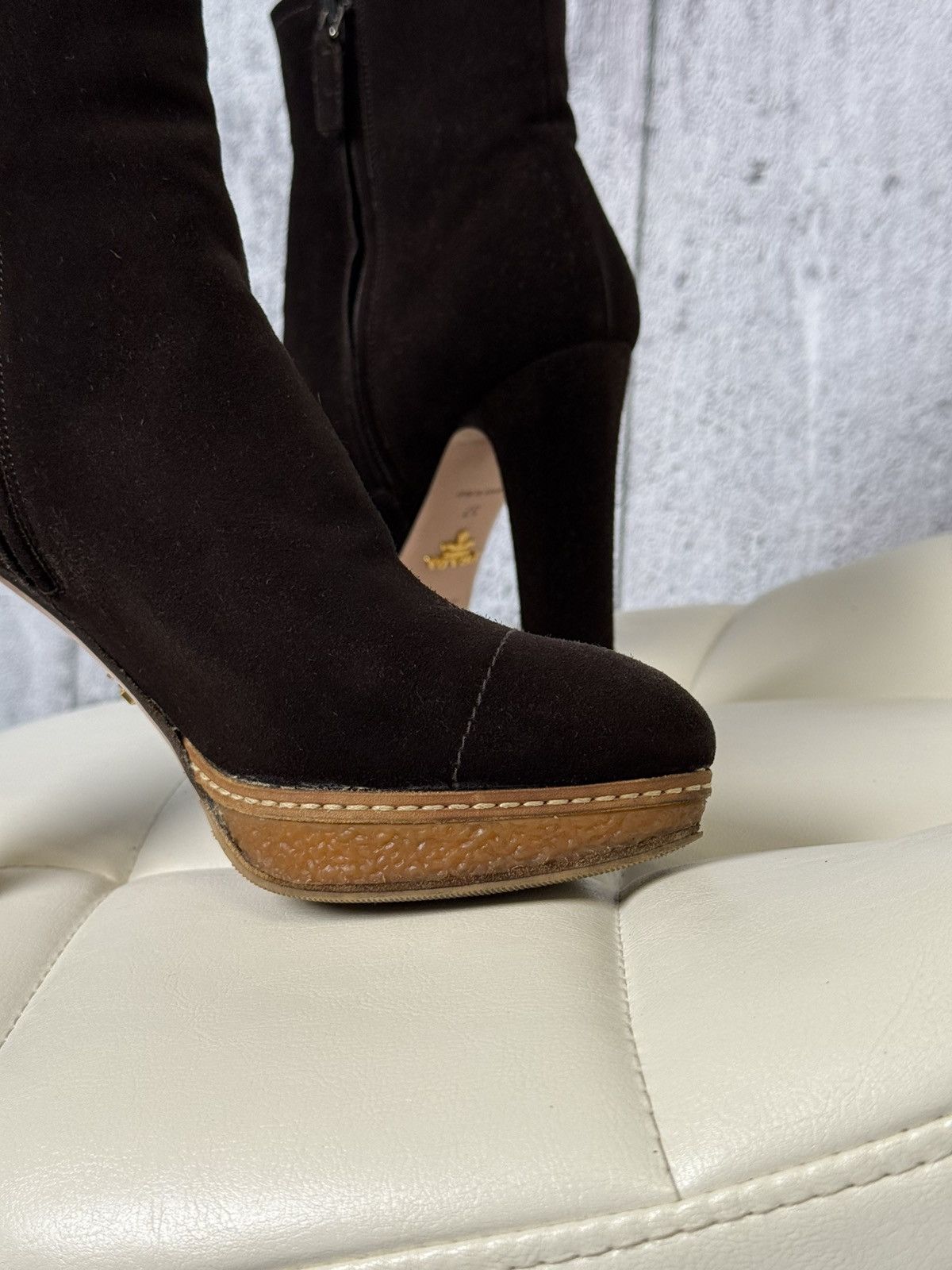 Prada Prada Suede Ankle Boots Brown High Heel Platform Zip Size 37 Size US 7 / IT 37 - 8 Thumbnail