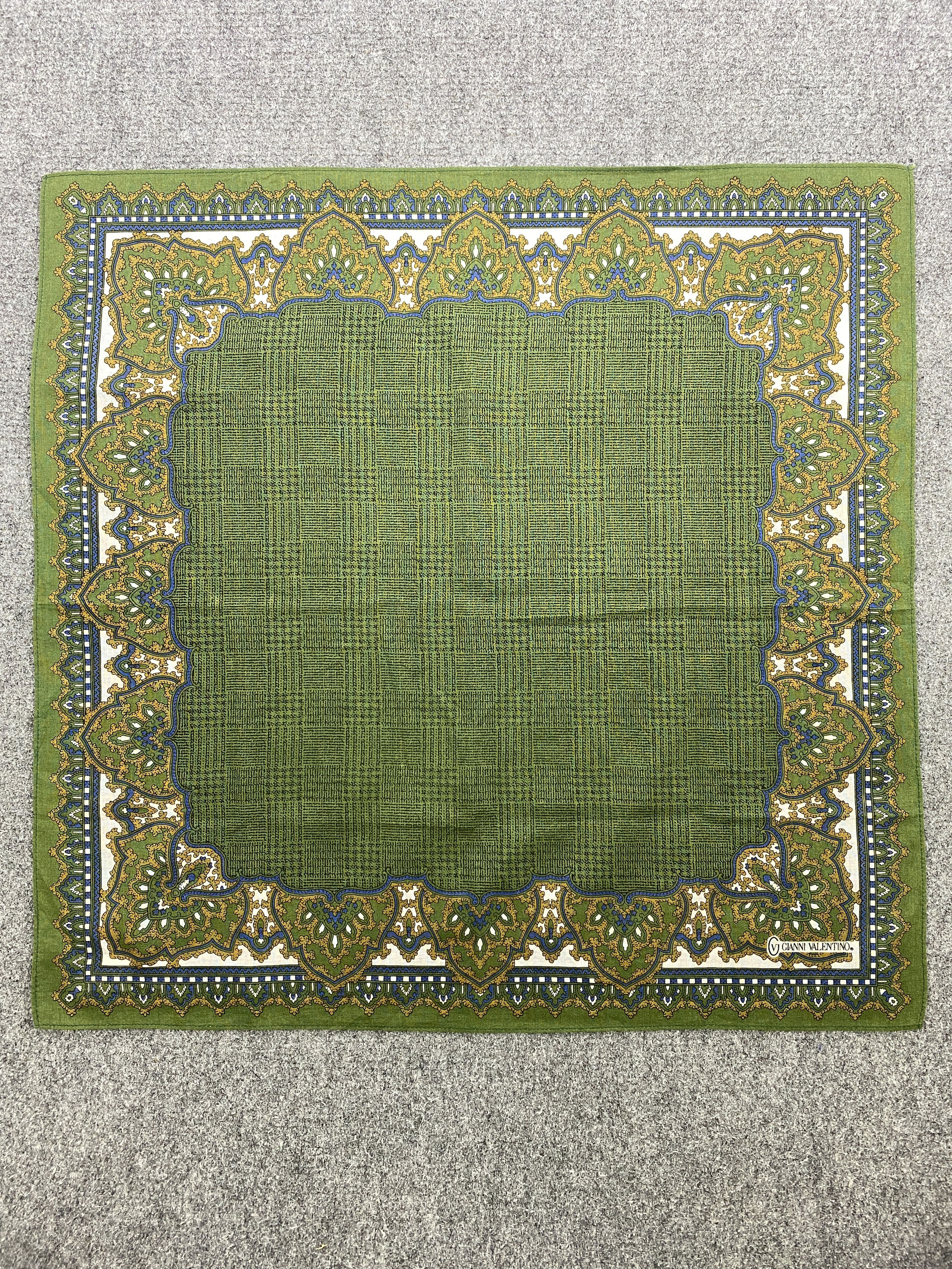Gianni Valentino Vintage Gianni Valentino Handkerchief / Neckerchief HKC0781 Size ONE SIZE - 4 Thumbnail