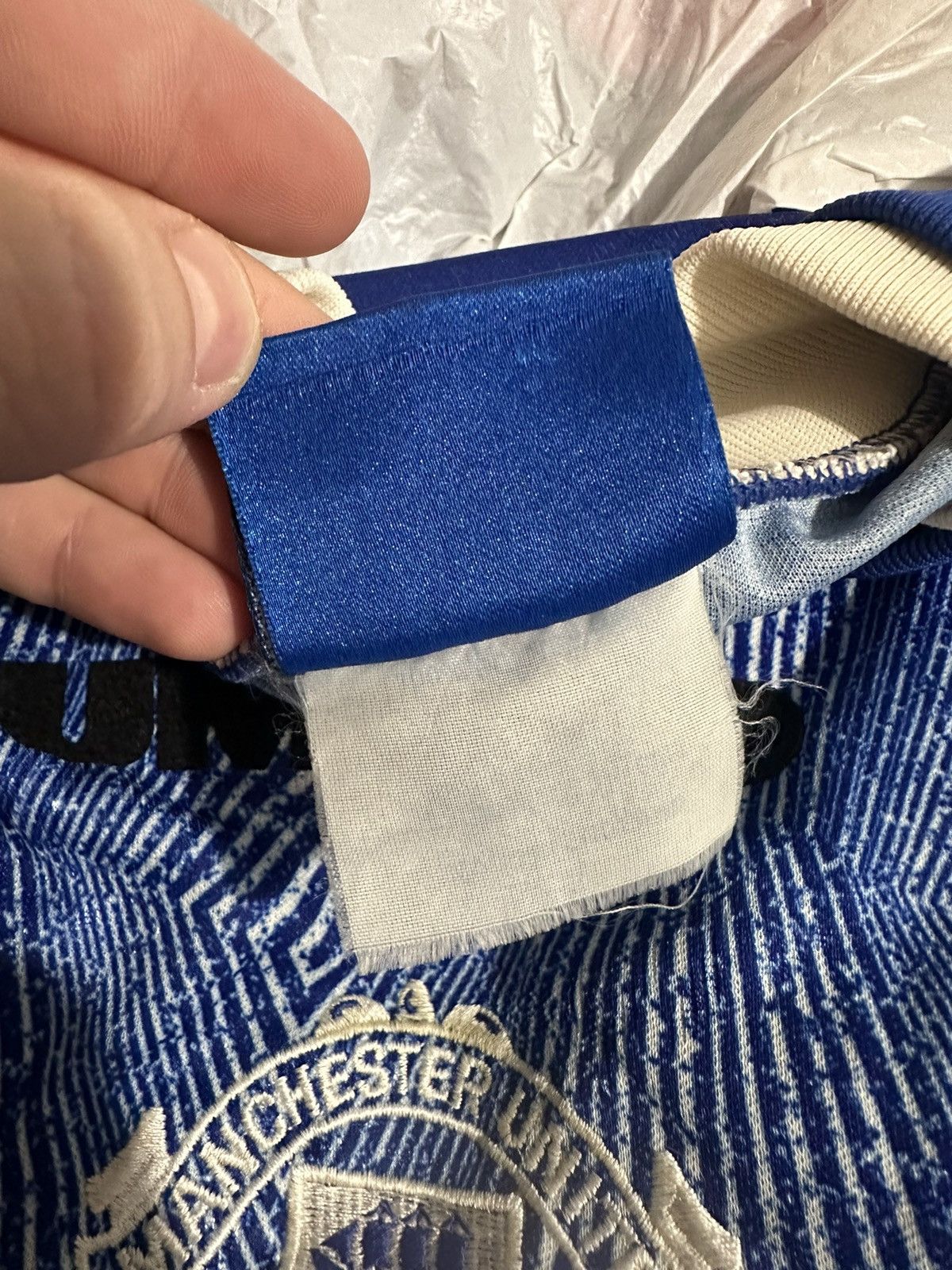 Vintage Vintage Manchester United blue jersey Umbro monogram size L Size US L / EU 52-54 / 3 - 9 Thumbnail