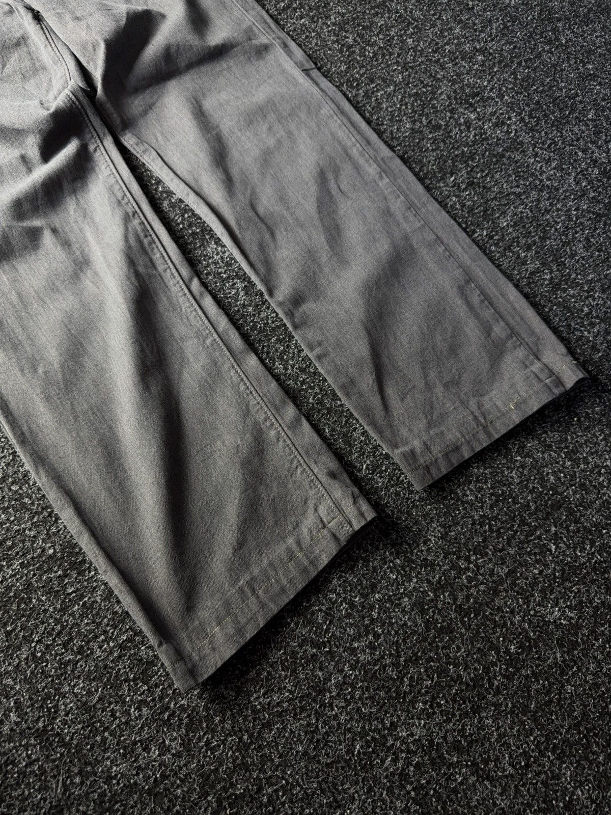 Hugo Boss Luxury Designer Hugo Boss Regular Fit Grey Casual Pants Size US 34 / EU 50 - 4 Thumbnail