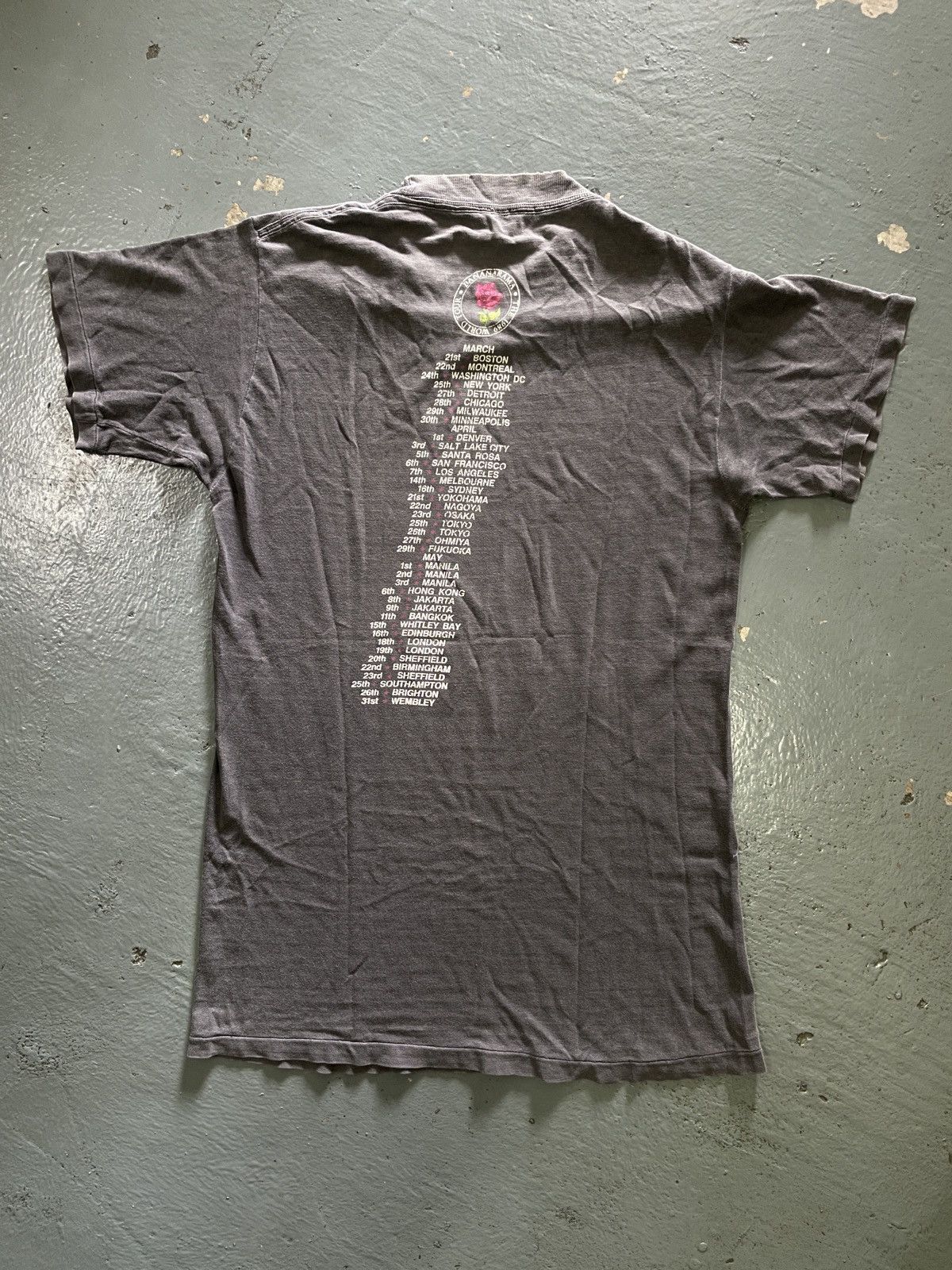 Band Tees × The Unbranded Brand × Vintage Vintage 80s Bananarama World Tour Band Tees Size US S / EU 44-46 / 1 - 6 Thumbnail