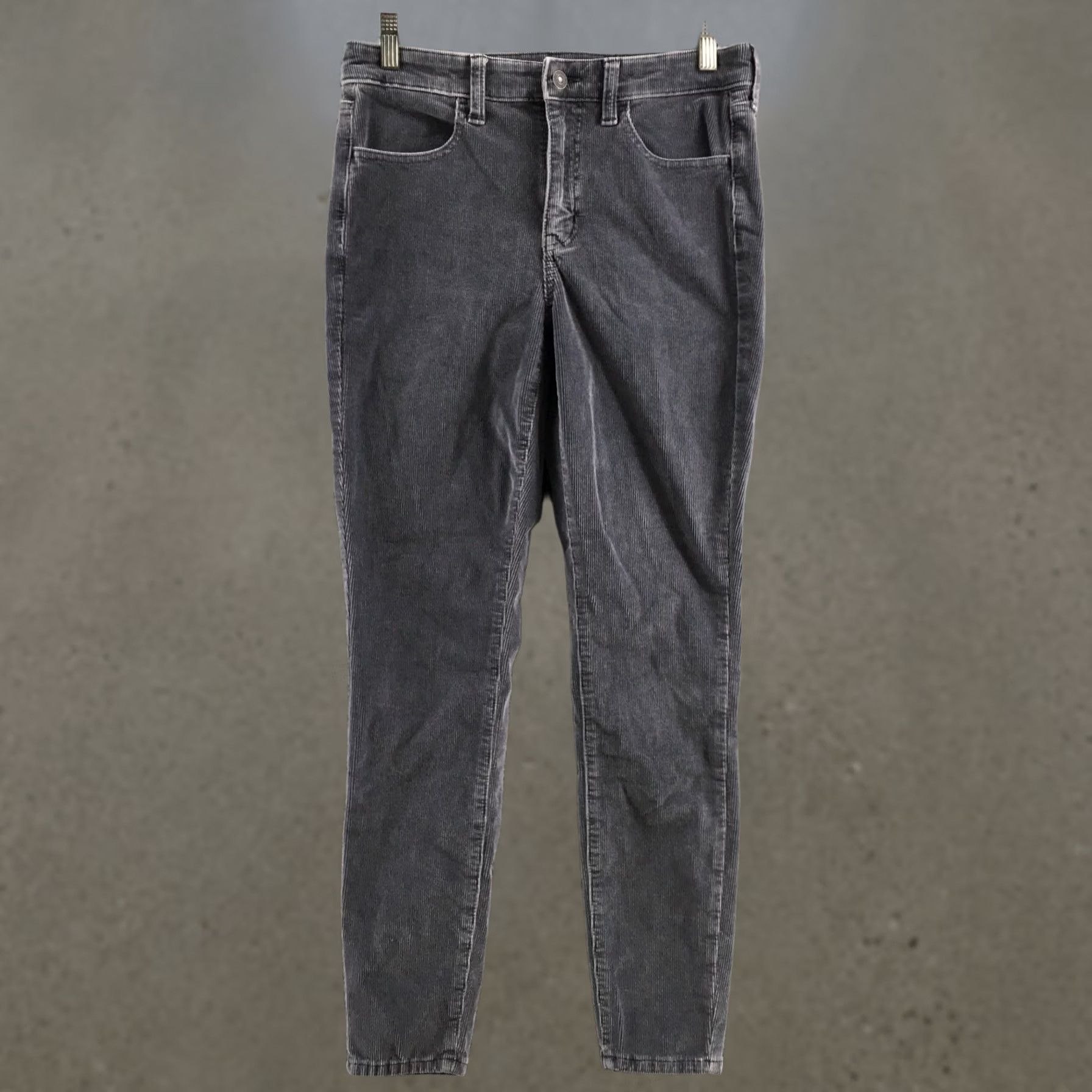 American Eagle Outfitters American Eagle Pants Womens 6 Regular Gray Corduroy Slim Leg Stretch Mid Rise Size 28" / US 6 / IT 42 - 1 Thumbnail