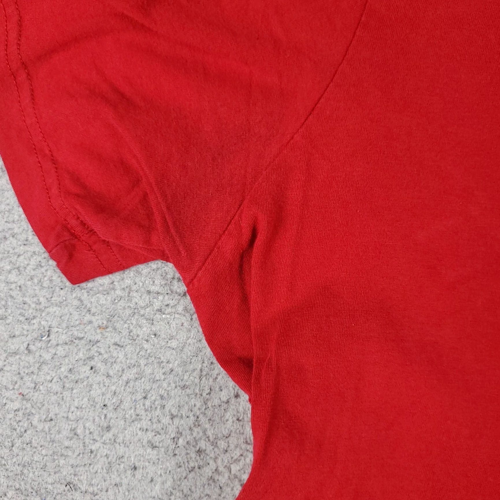 Tommy Hilfiger Tommy Hilfiger T Shirt Mens XL Red Short Sleeve Crew Neck Logo Casual Modern American Shirt Mens XL Red Size US XL / EU 56 / 4 - 3 Thumbnail