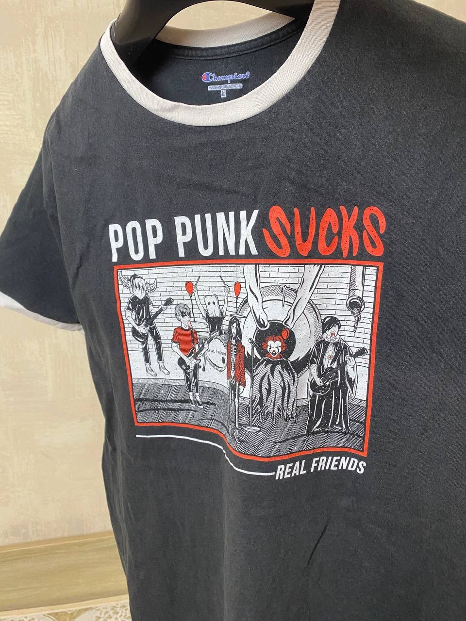 Champion 🔥 Vintage Real Friends Band Rock Champion T Shirt Streetwear Size US L / EU 52-54 / 3 - 5 Thumbnail