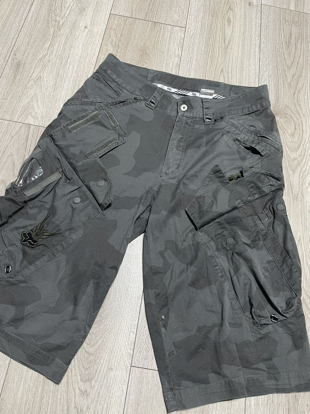 Fox Racing Crazy Baggy Fox MTB Camo Cargo Shorts Y2K Motocross Size US 30 / EU 46 - 2 Thumbnail