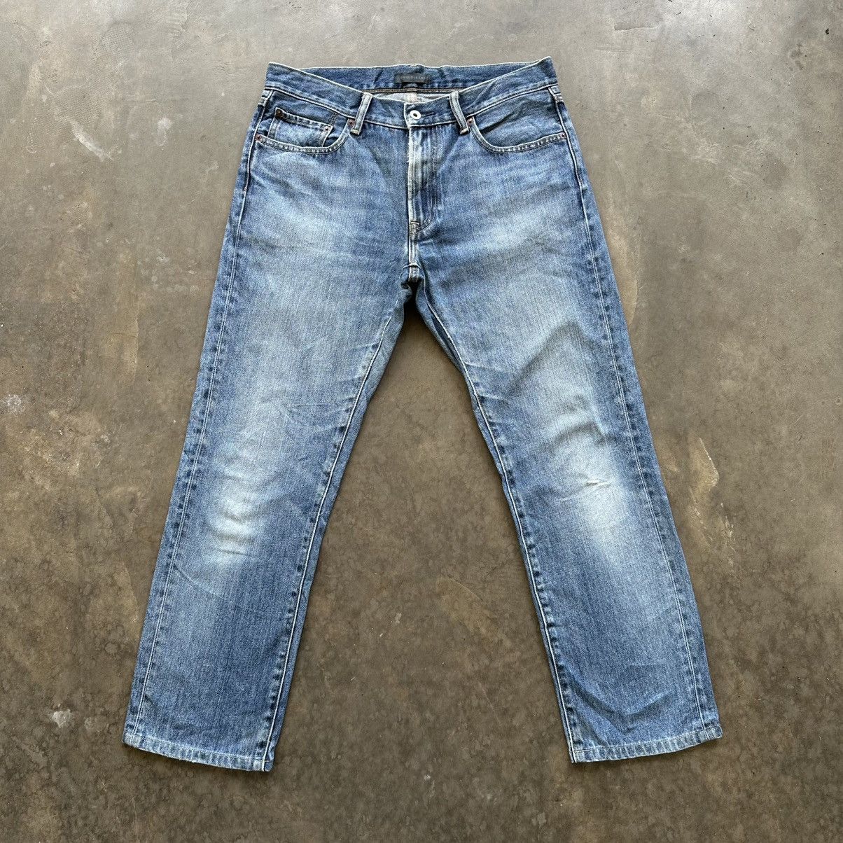 Japanese Brand Vintage Japanese Distress Faded Denim Jean Pant W33 Size US 33 - 1 Thumbnail